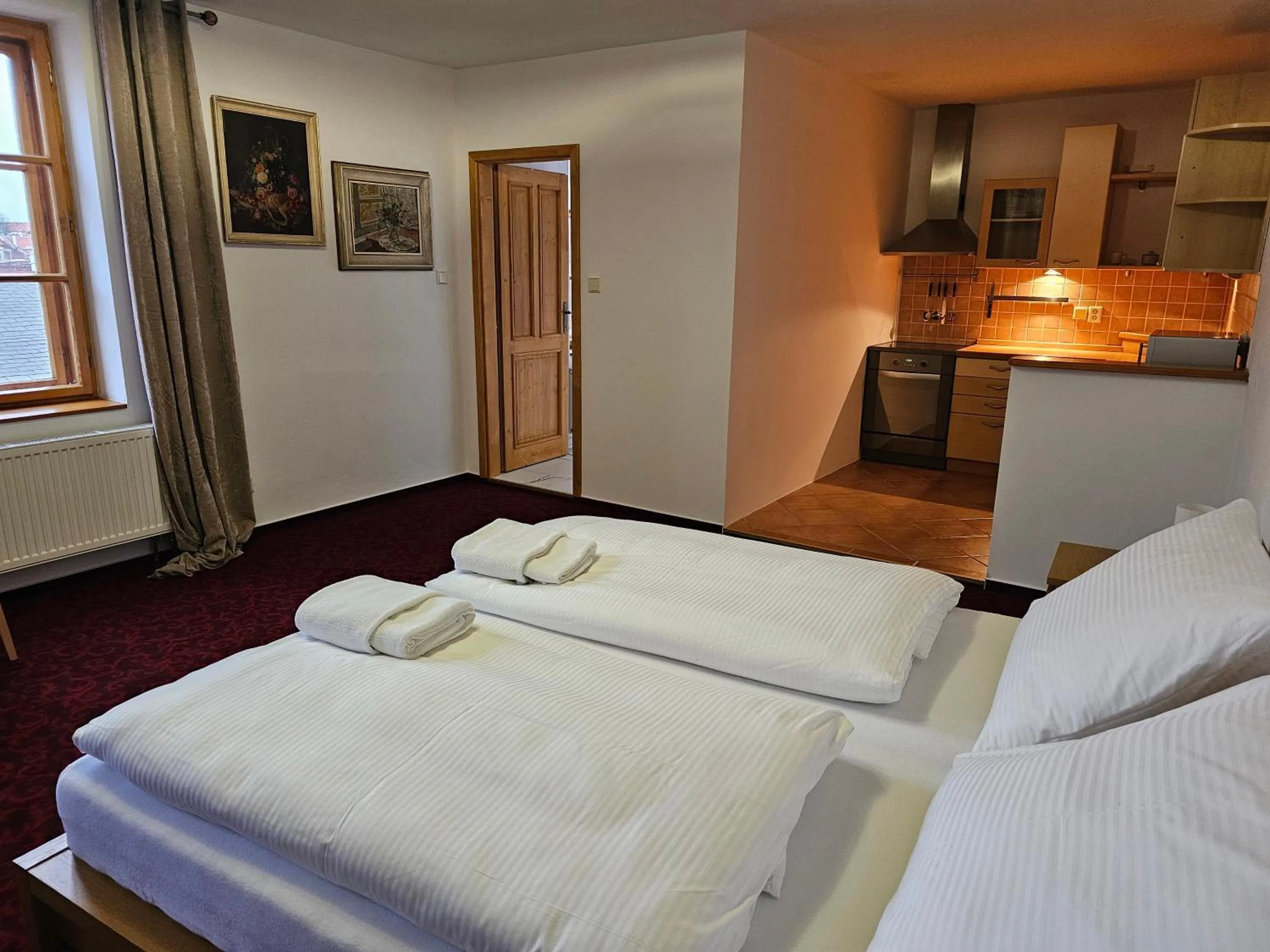 Property building, Bed in Hotel Bílá Paní