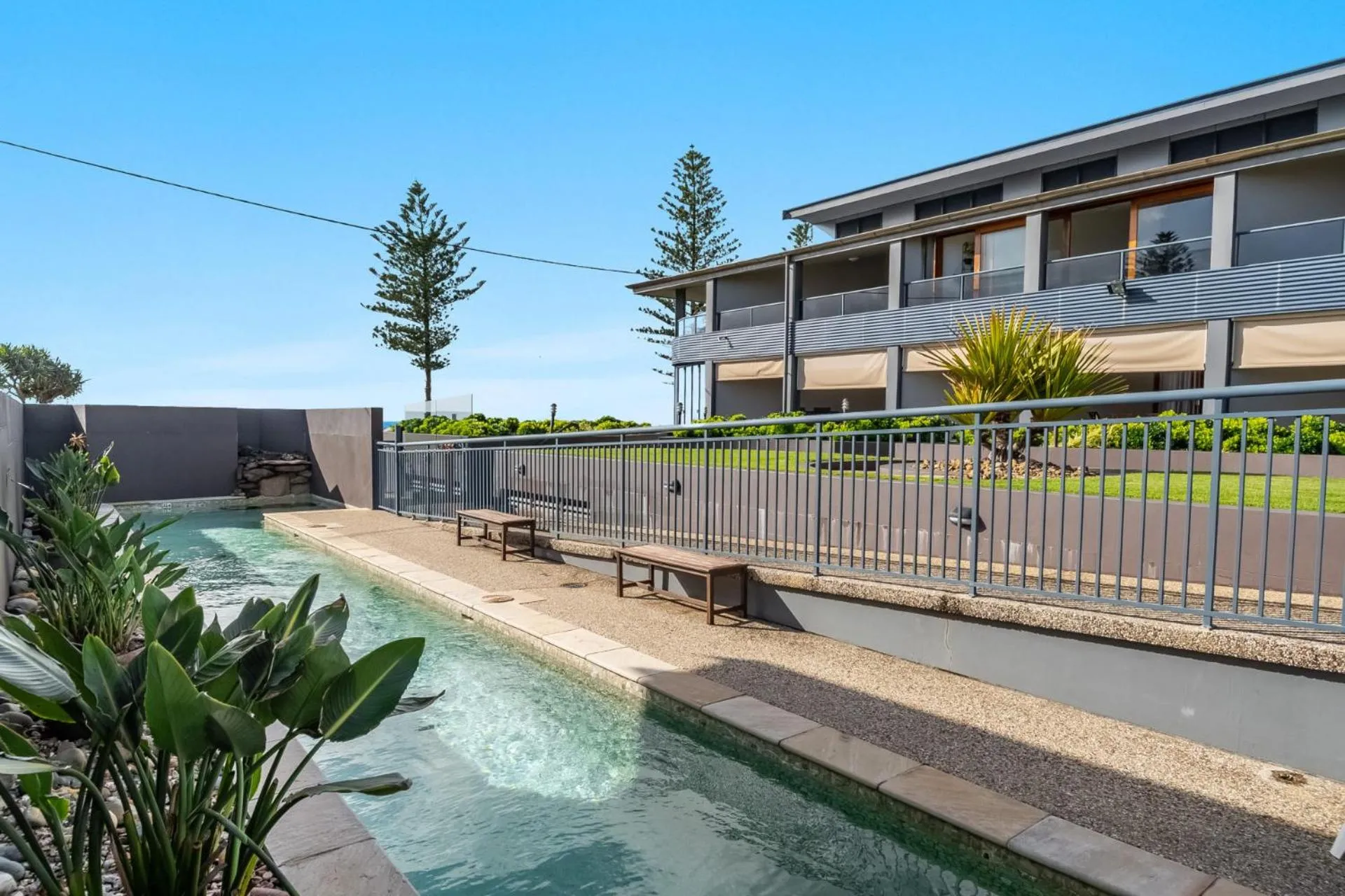 Sea Breeze - Lennox Head