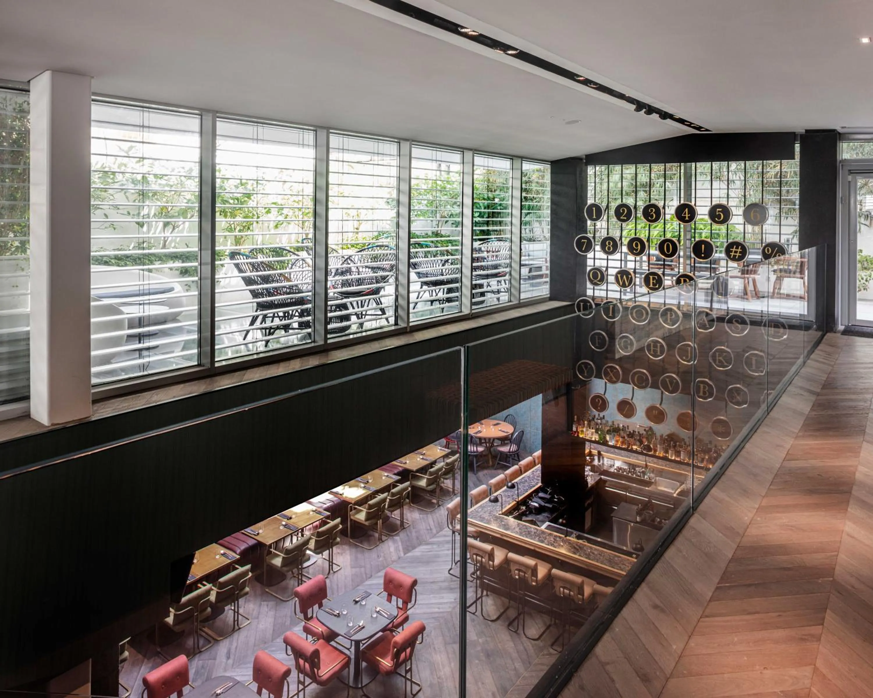 Restaurant/places to eat in Ink Hotel Tel Aviv