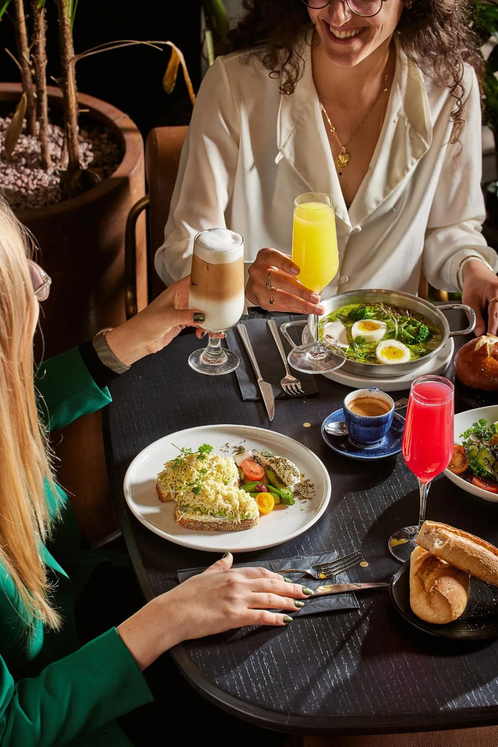 Restaurant/places to eat in Ink Hotel Tel Aviv