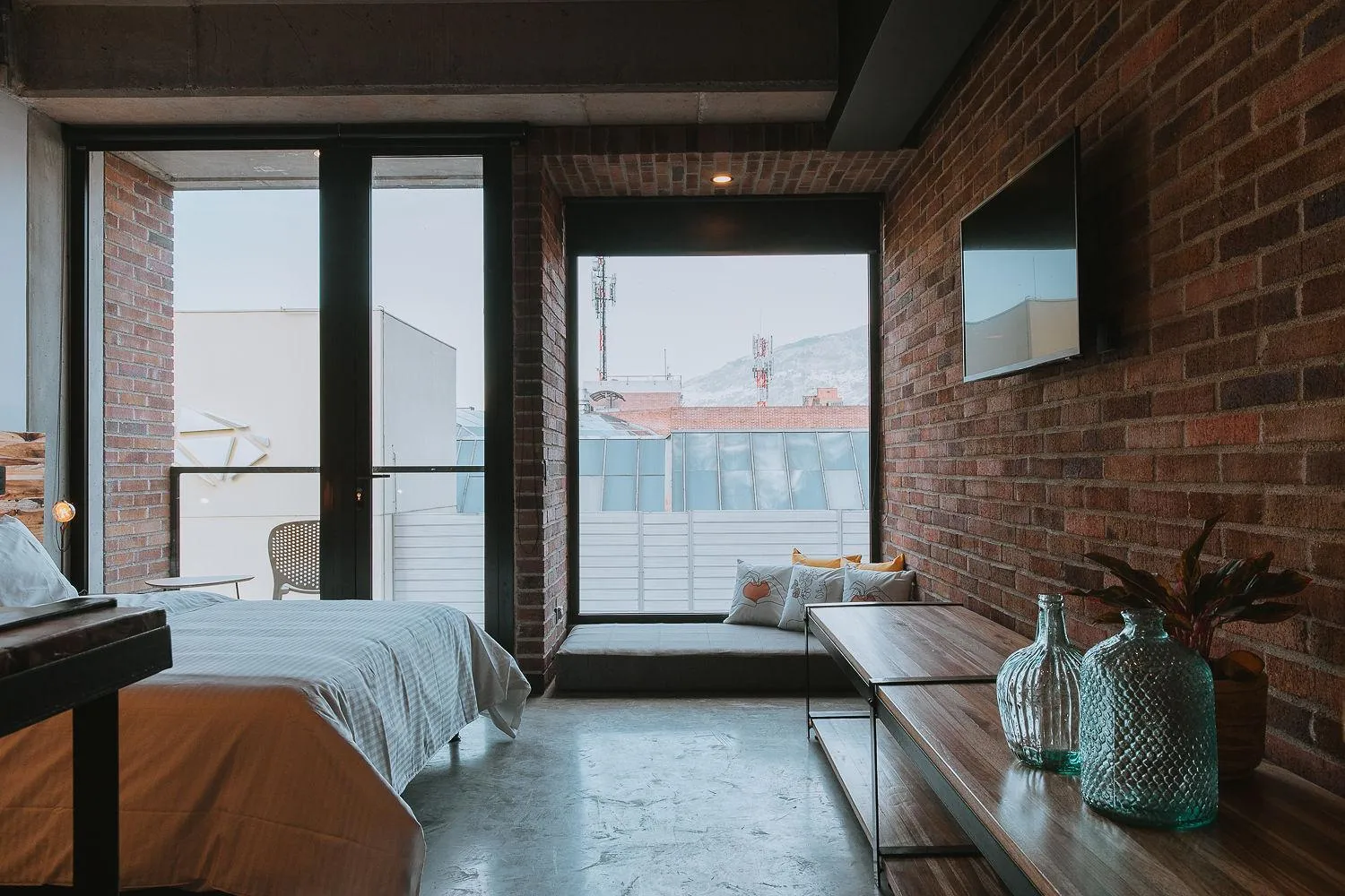 Bed in Hotel 3450 Living Lofts