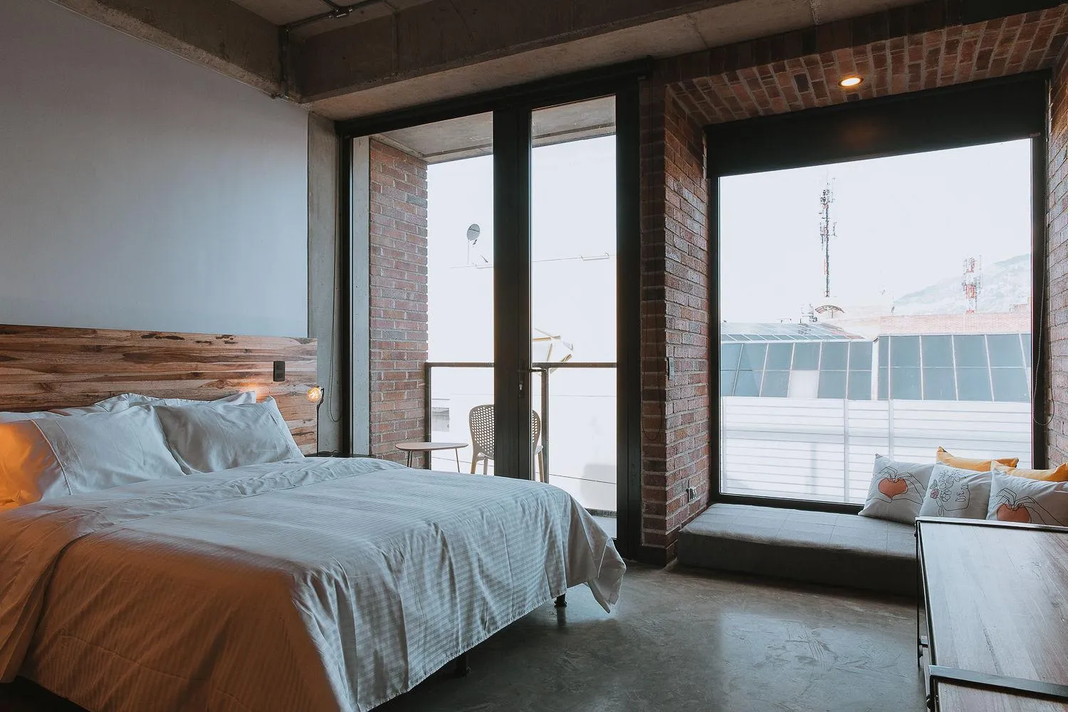 Bed in Hotel 3450 Living Lofts