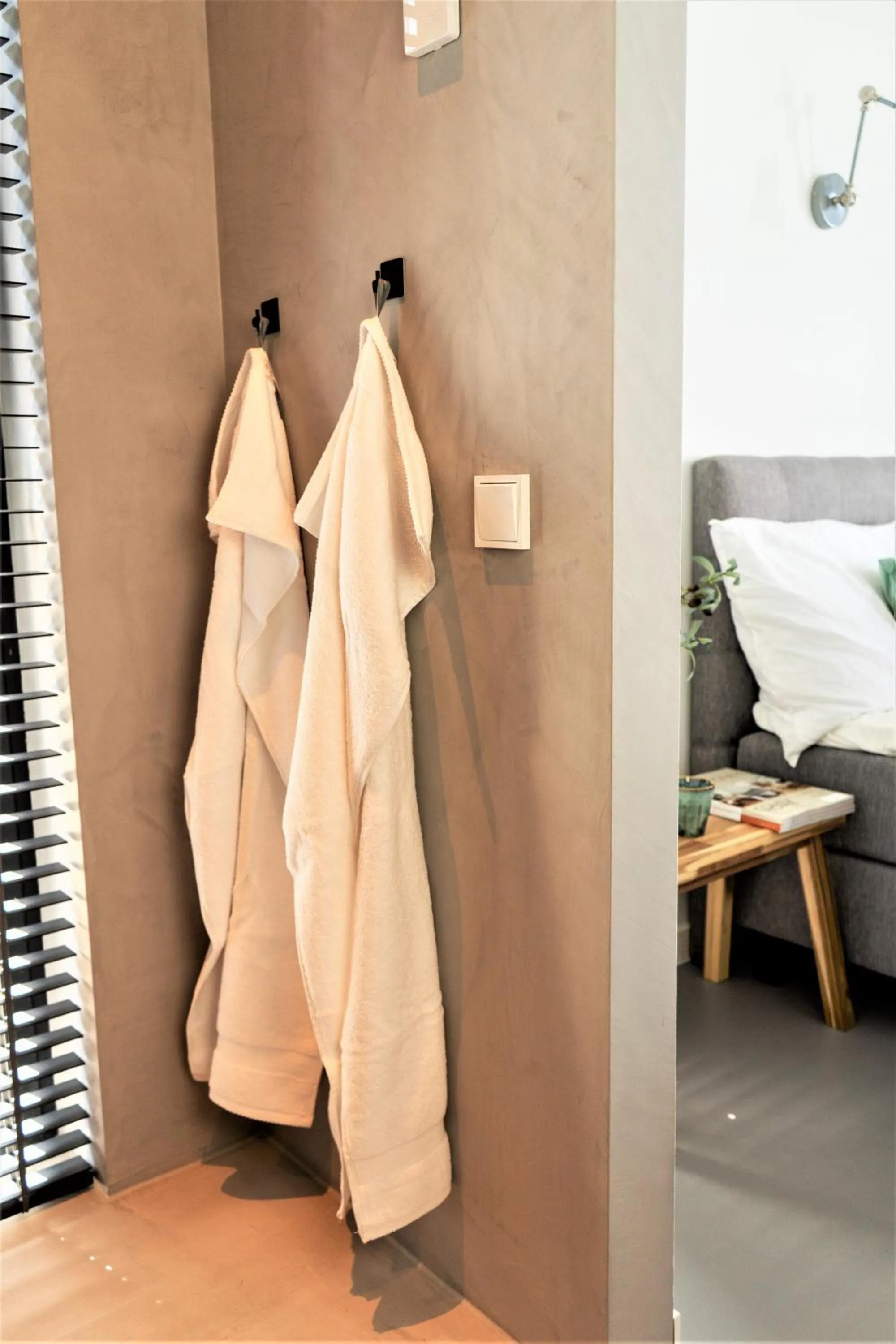 Bathroom, Bed in B&B Ganzendiep aan het water