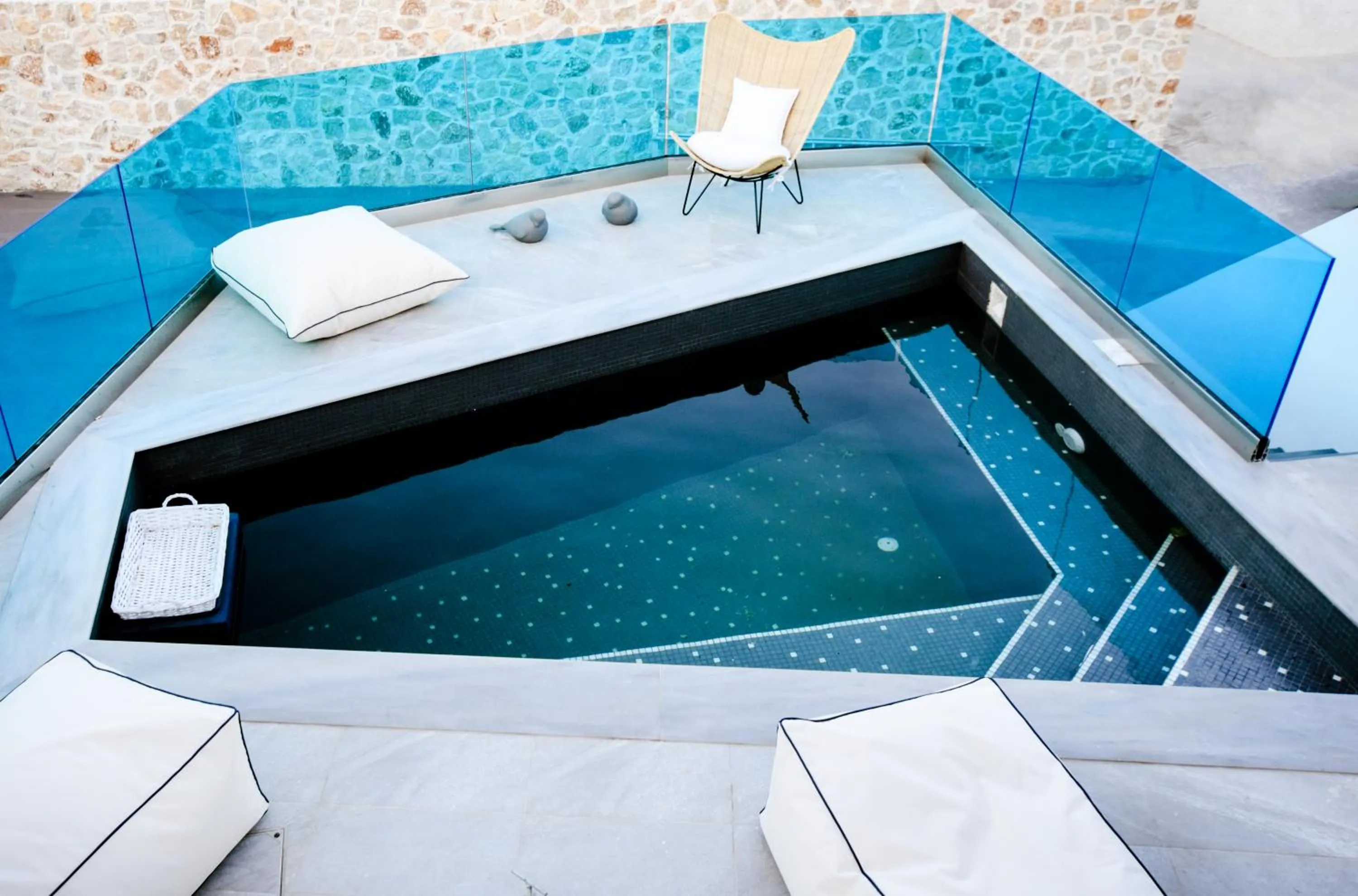 Swimming pool in Blue White Residence