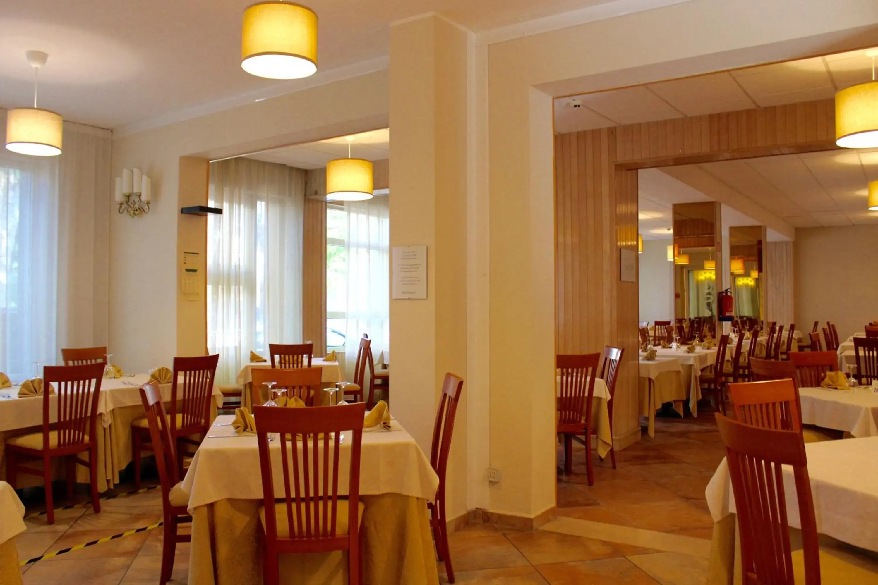 Restaurant/places to eat in Hotel Jole Restaurant/places to eat in Hotel Jole