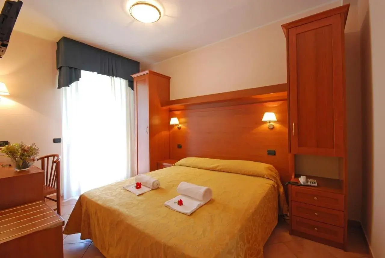 Bed in Hotel Jole Bed in Hotel Jole