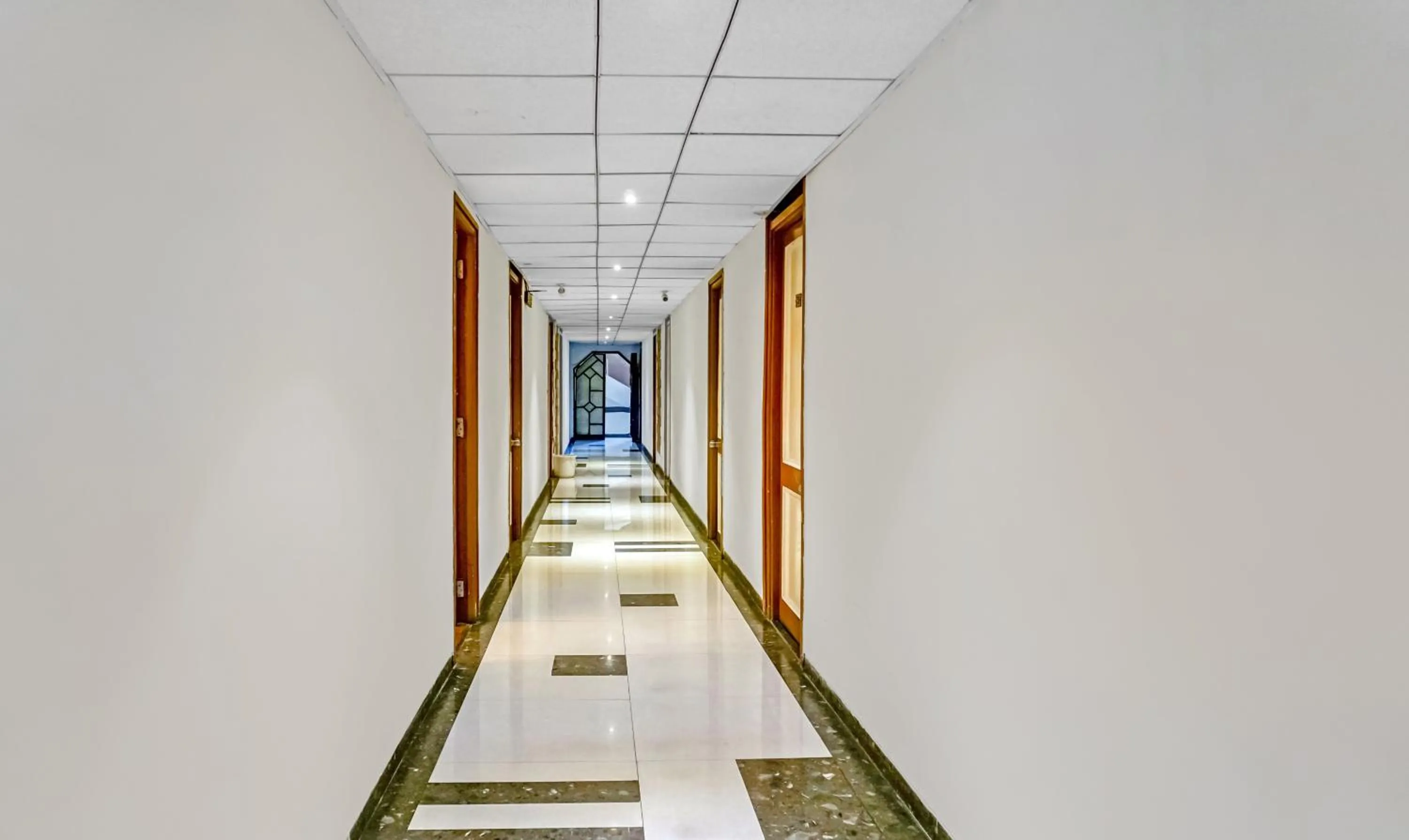 Lobby or reception in Treebo Sahara Shivaji Nagar