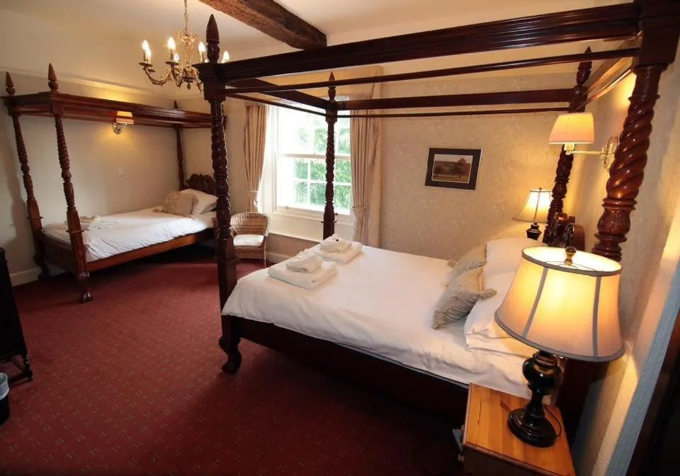 Photo of the whole room, Bed in Old Hall Hotel Hope