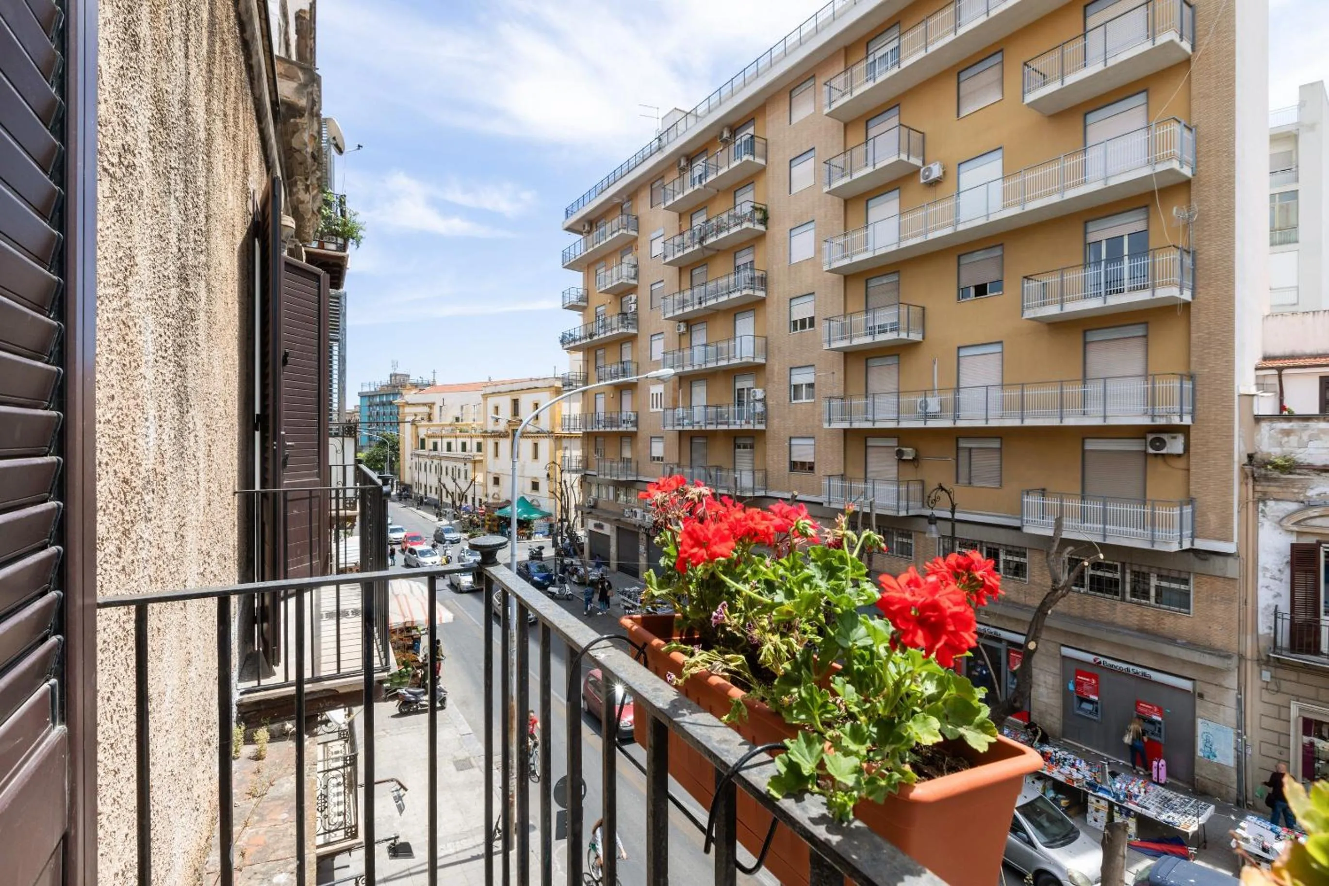 GuestHost - BallarHost - Ballarò Market Terrace Apartment