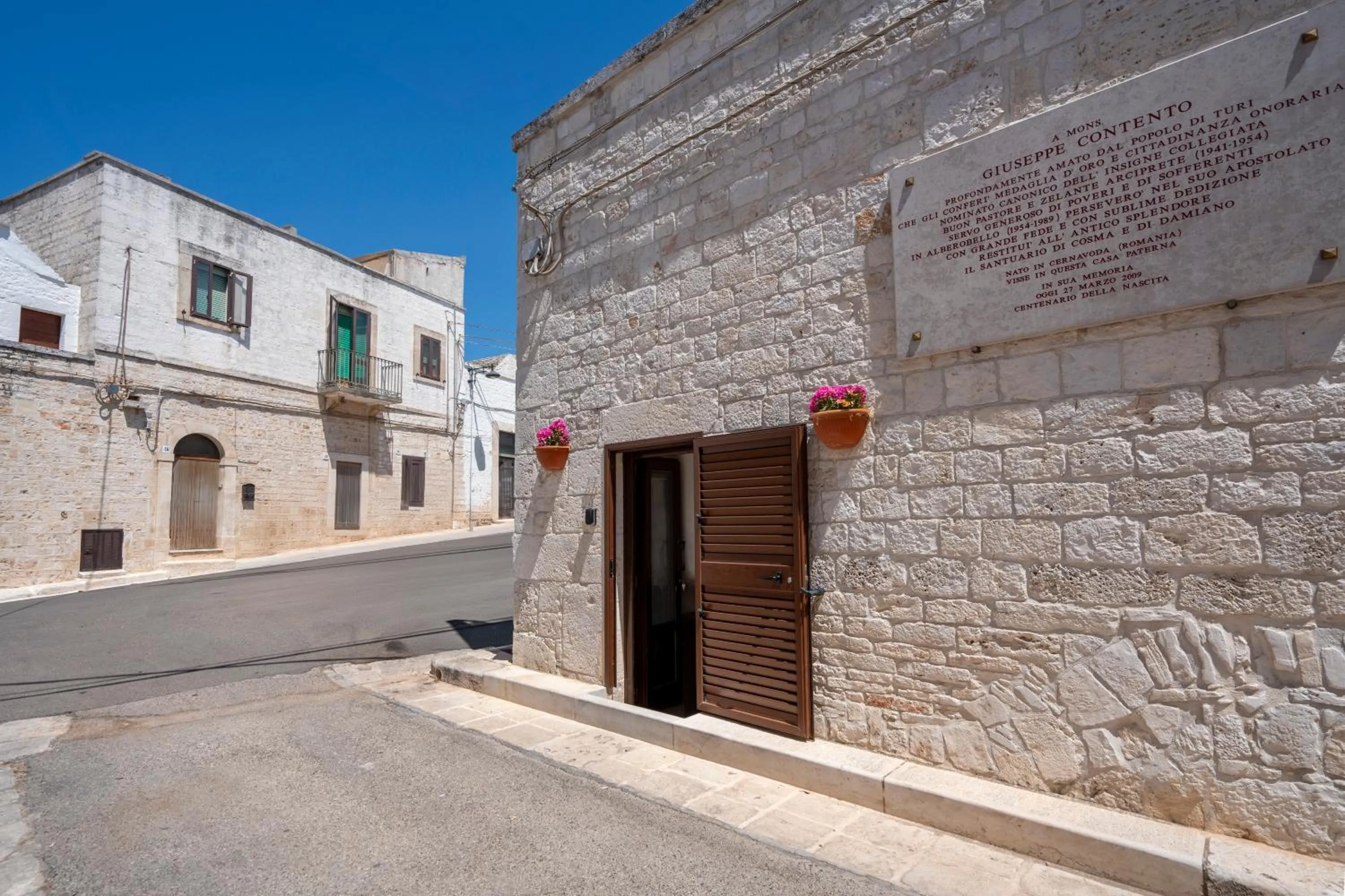 Property building in Trulli Contento - Rooms & Apartments