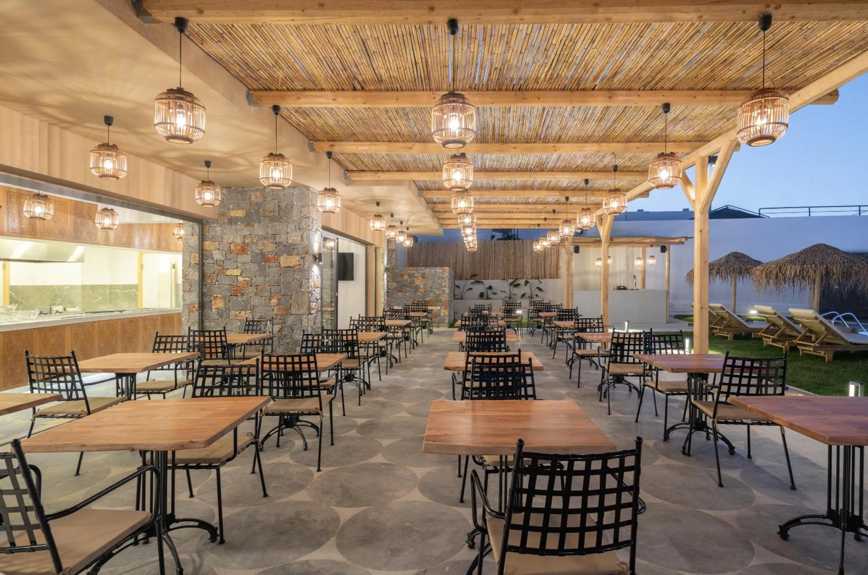 Restaurant/places to eat in Golden Bee Lifestyle