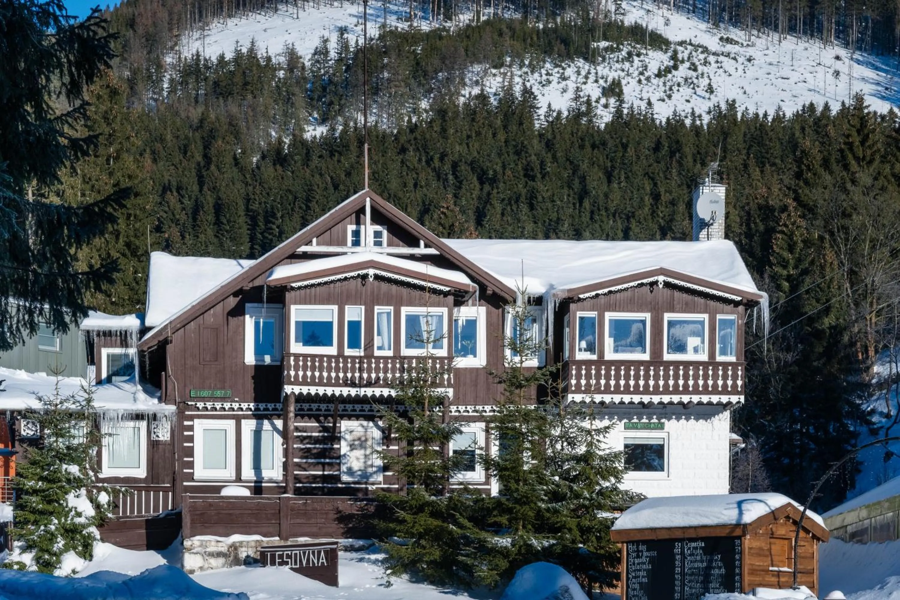 Property building in CHATA LESOVNA