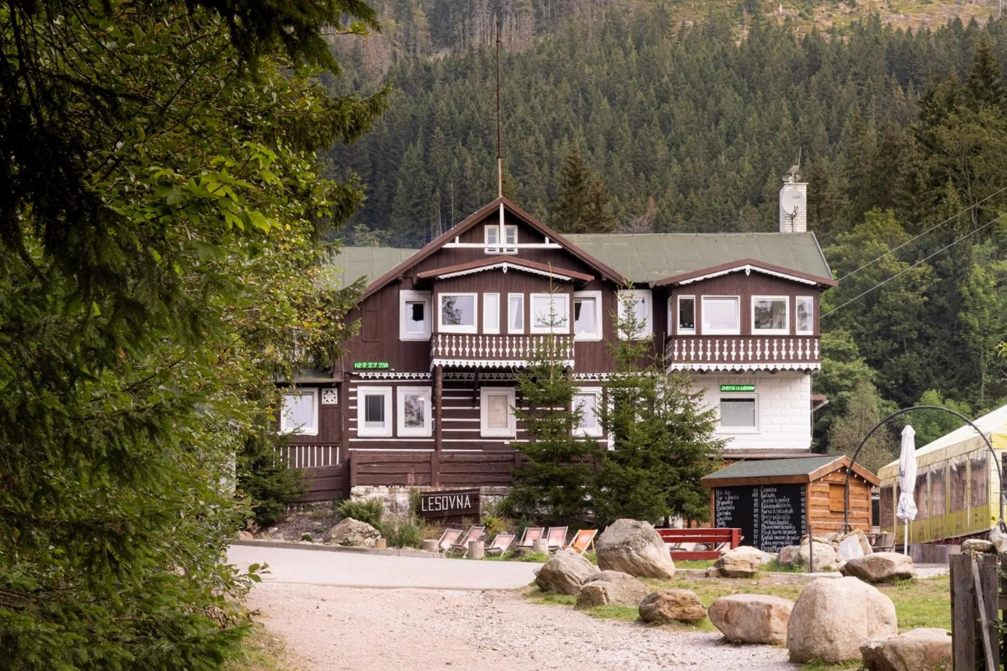 Property building in CHATA LESOVNA