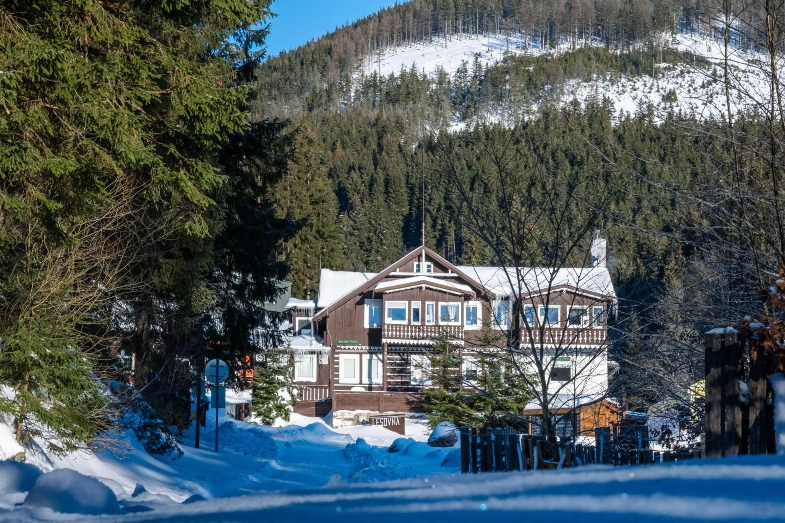 Property building in CHATA LESOVNA