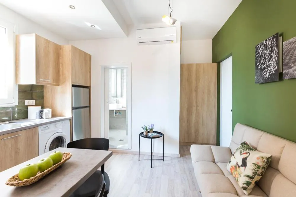 Kitchen or kitchenette in Anemi Green Cozy apartment, beach views and comfort!