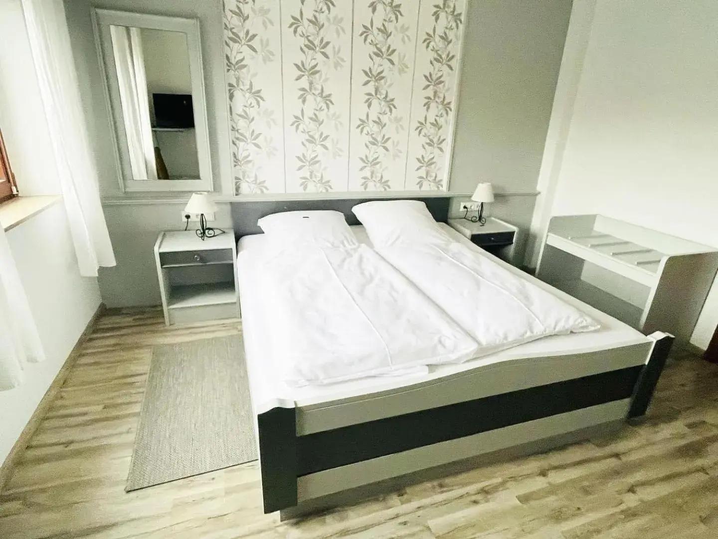 Superior Double Room - single occupancy in Bayerischer Hof Superior Double Room - single occupancy in Bayerischer Hof