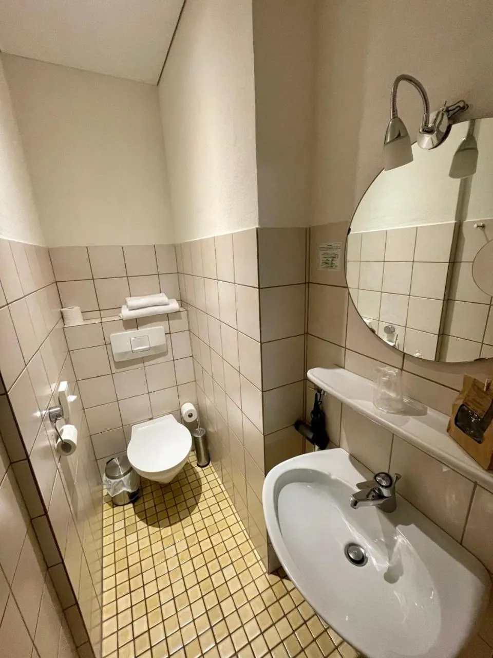 Toilet in Bayerischer Hof