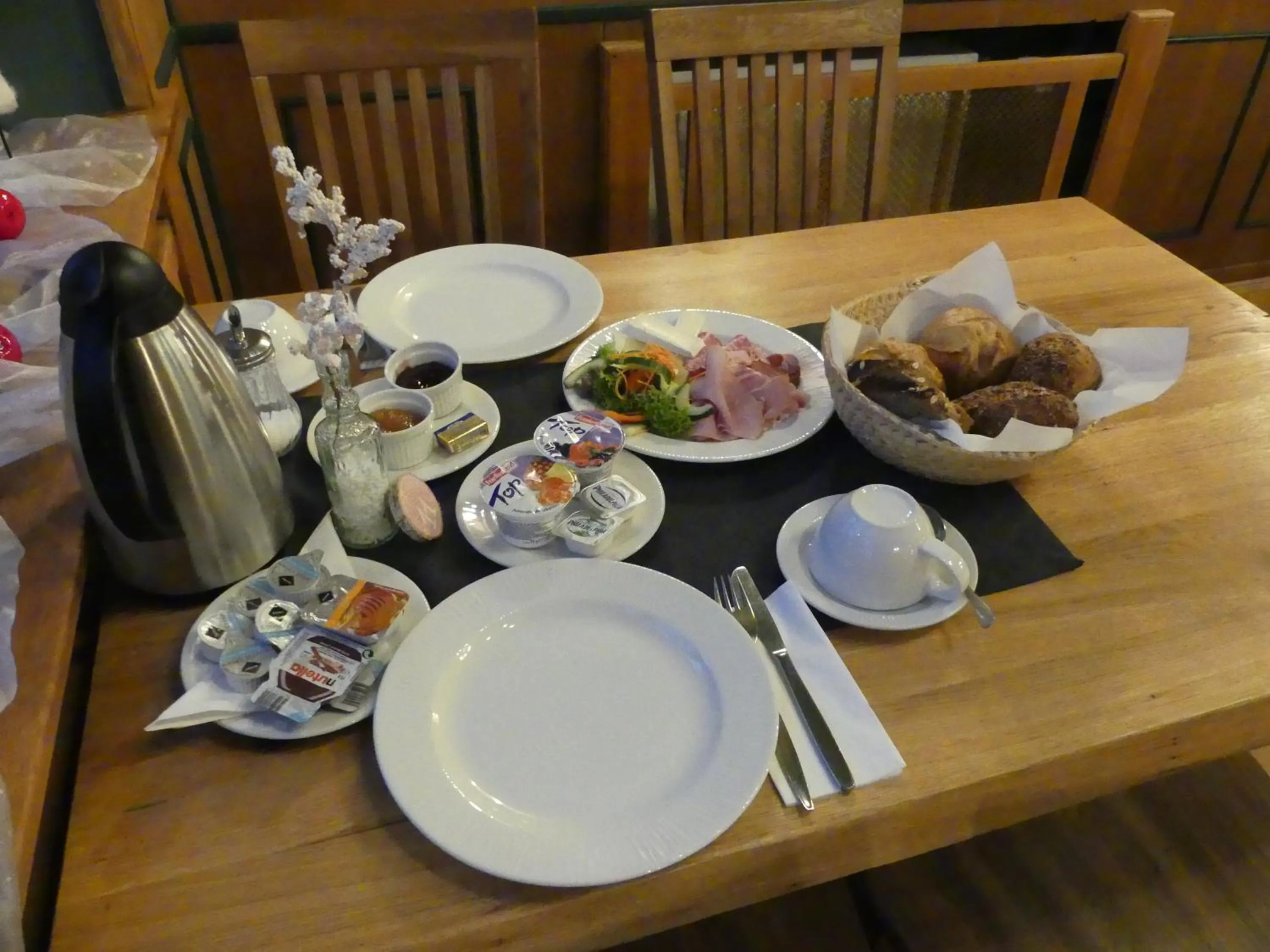 Breakfast in Bayerischer Hof