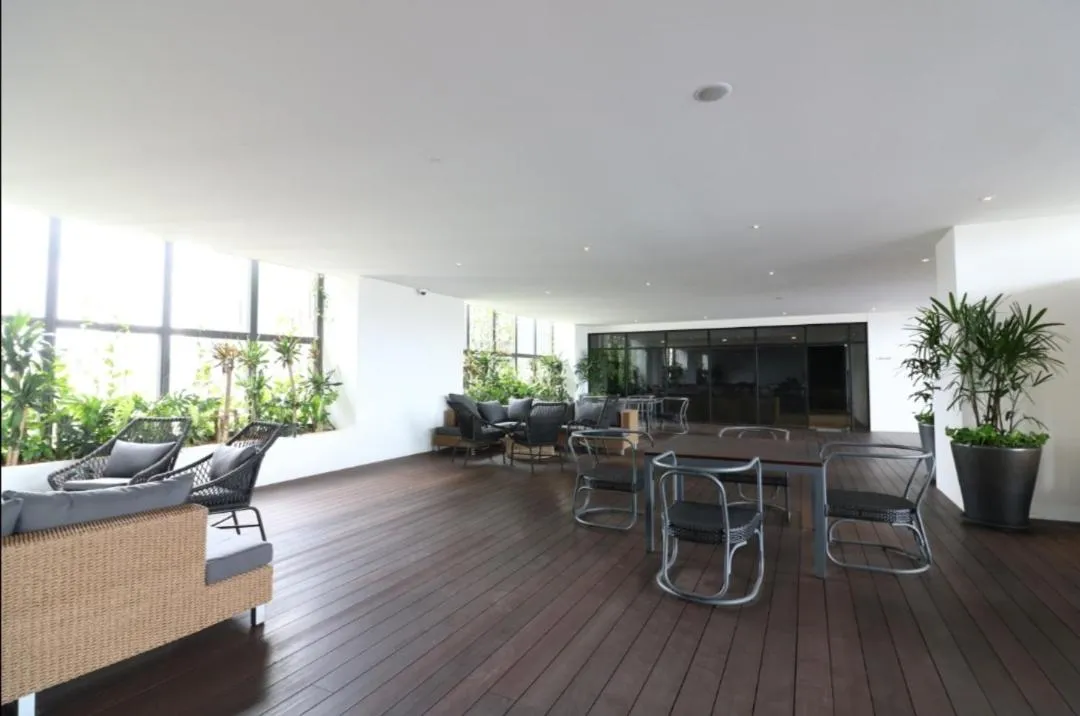 KL Sentral Serviced Apartment - The Establishment KL Sentral by Loop Suites