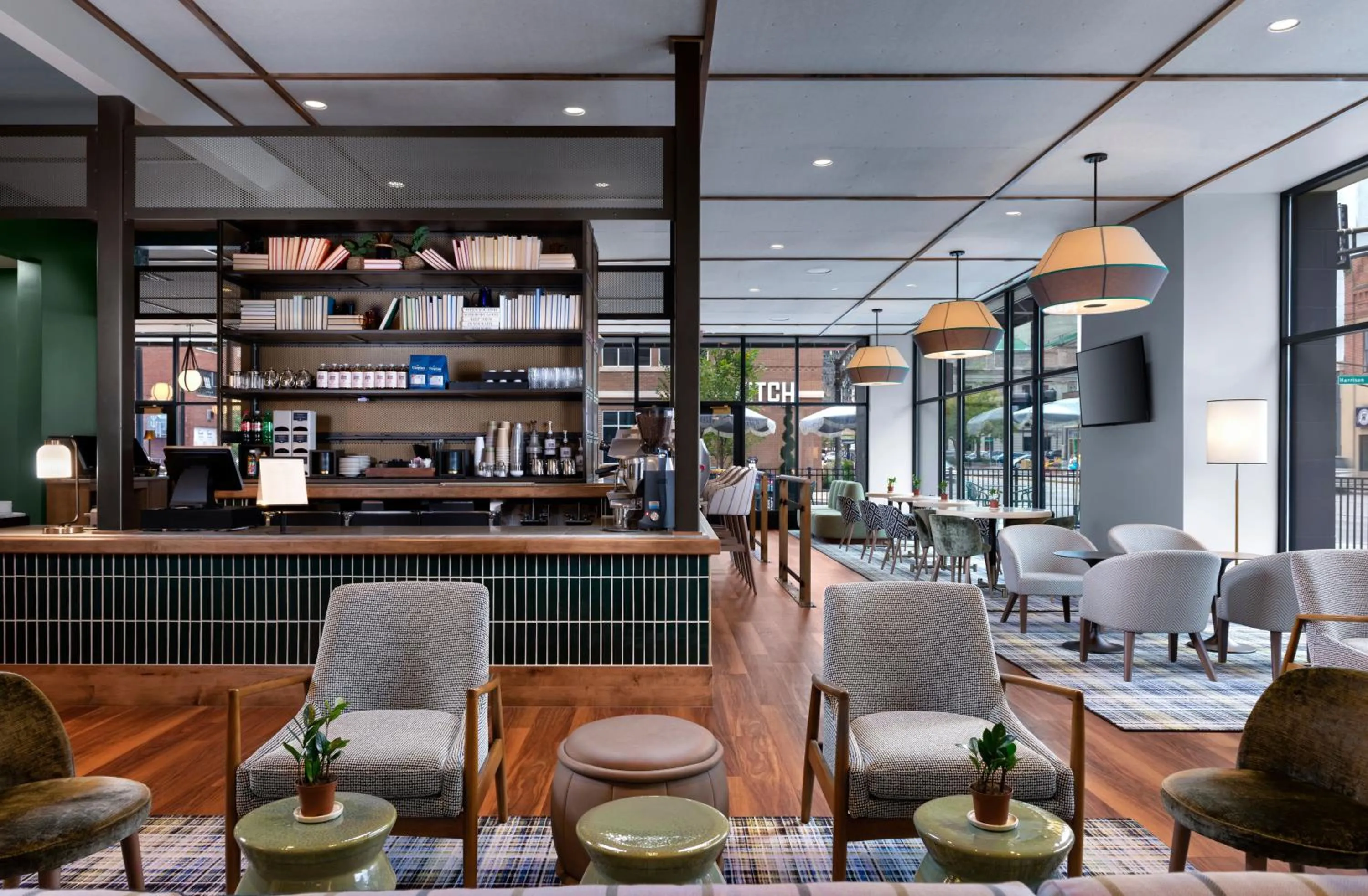 Restaurant/places to eat in The Bradley