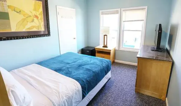 Bedroom, Bed in The Belmar Inn Bedroom, Bed in The Belmar Inn