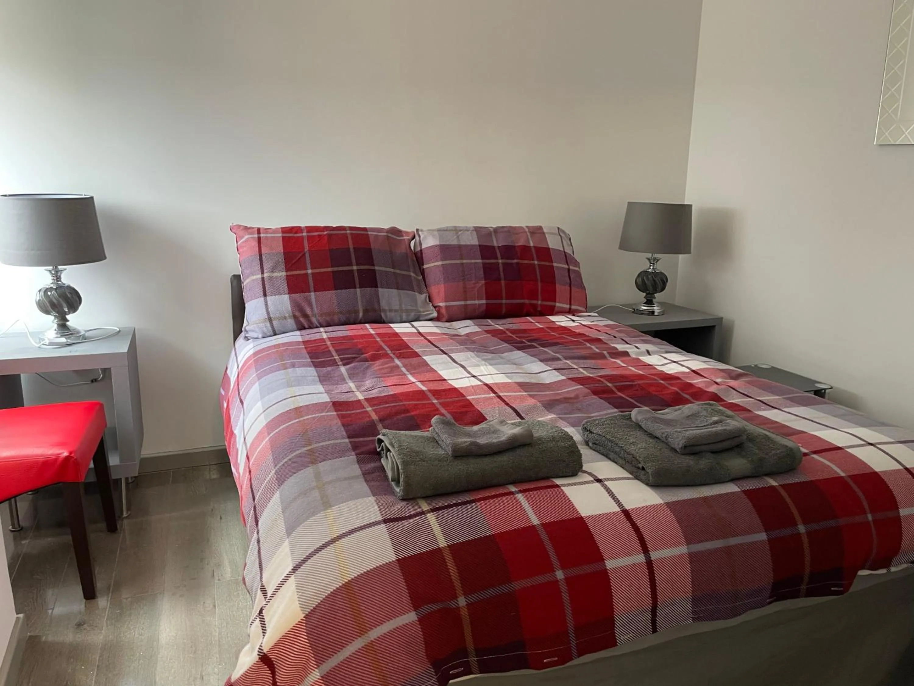 Bed in Rooms in Inverness