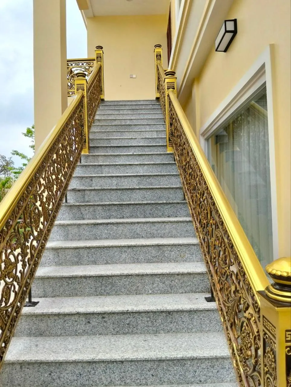 Try Palace Resort Sihanoukville