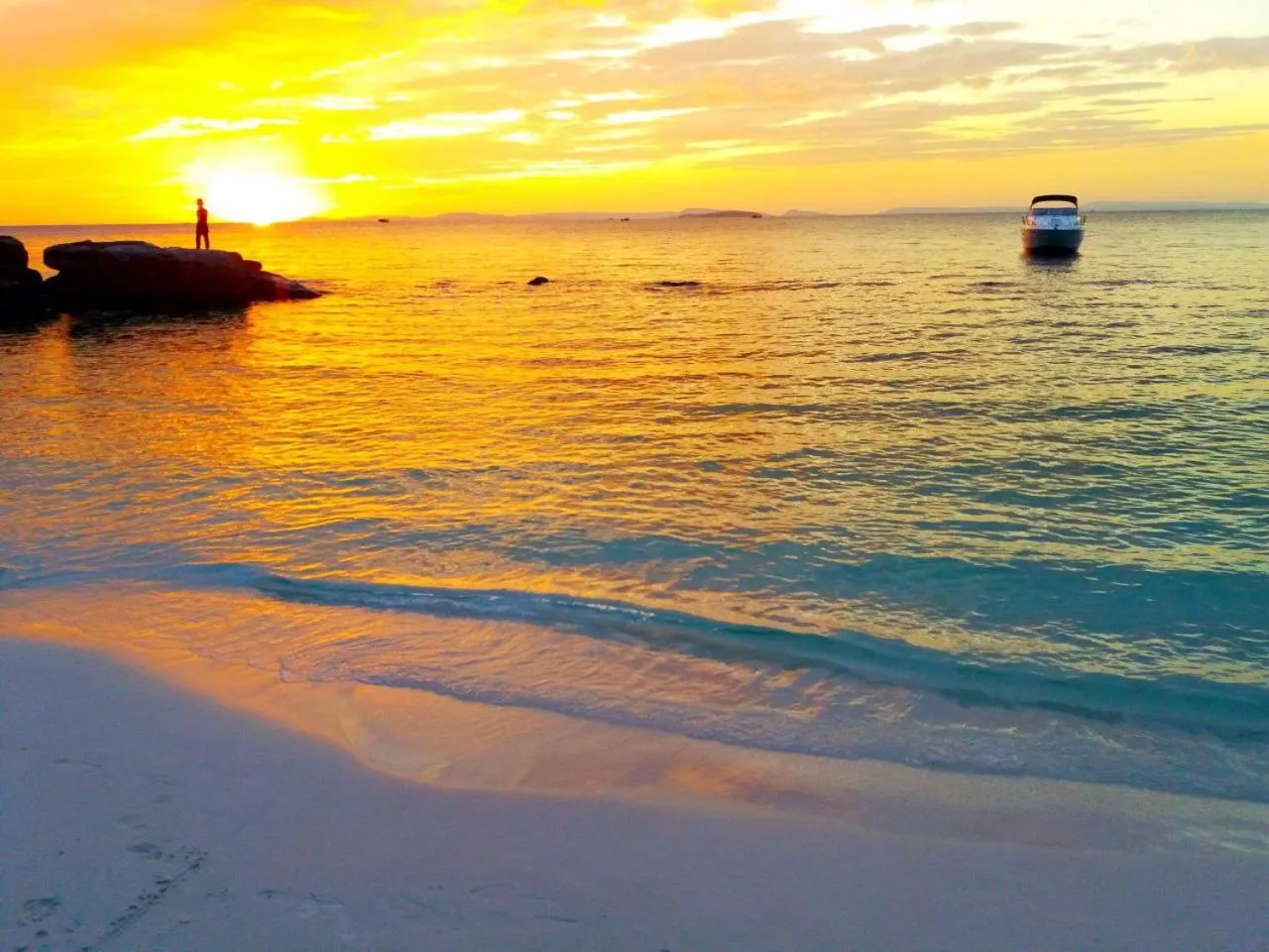 Sunset in Try Palace Resort Sihanoukville