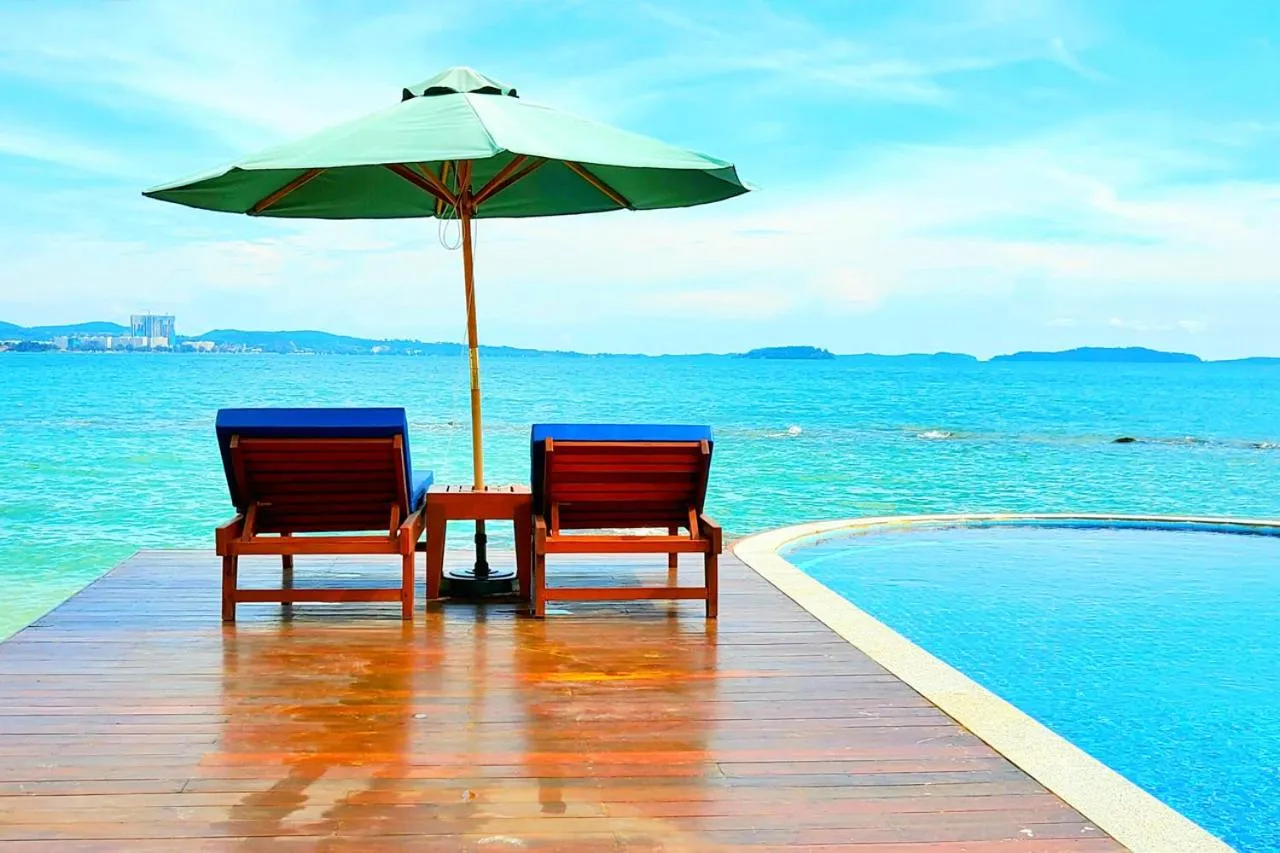 Beach in Try Palace Resort Sihanoukville