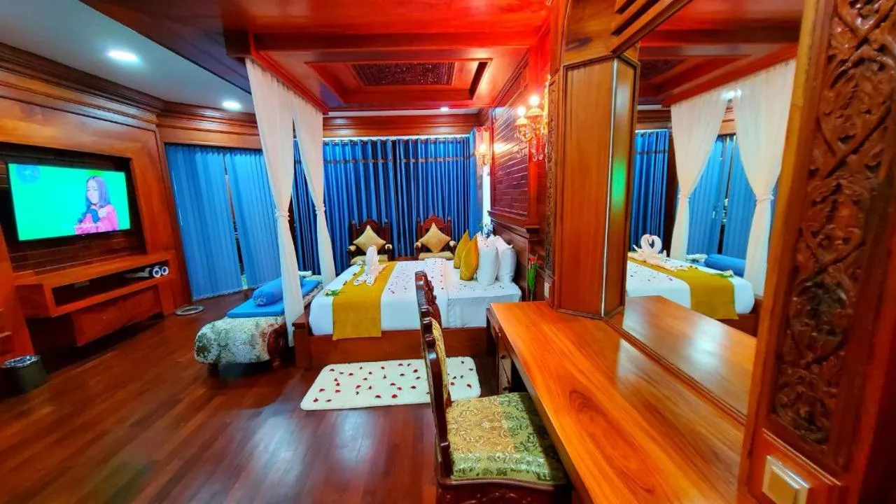Bedroom, Bed in Try Palace Resort Sihanoukville