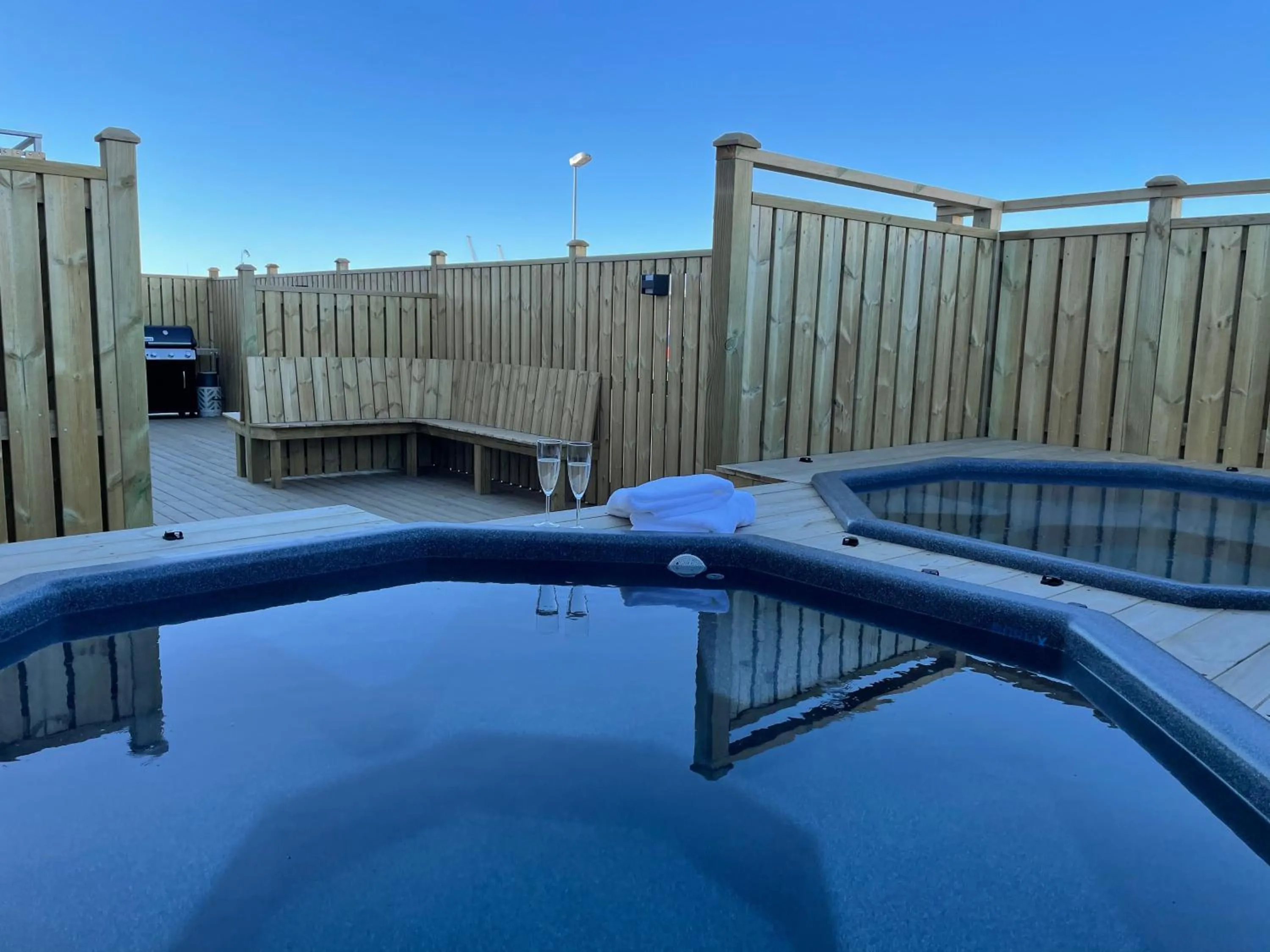 BBQ facilities in North Apartments Suites