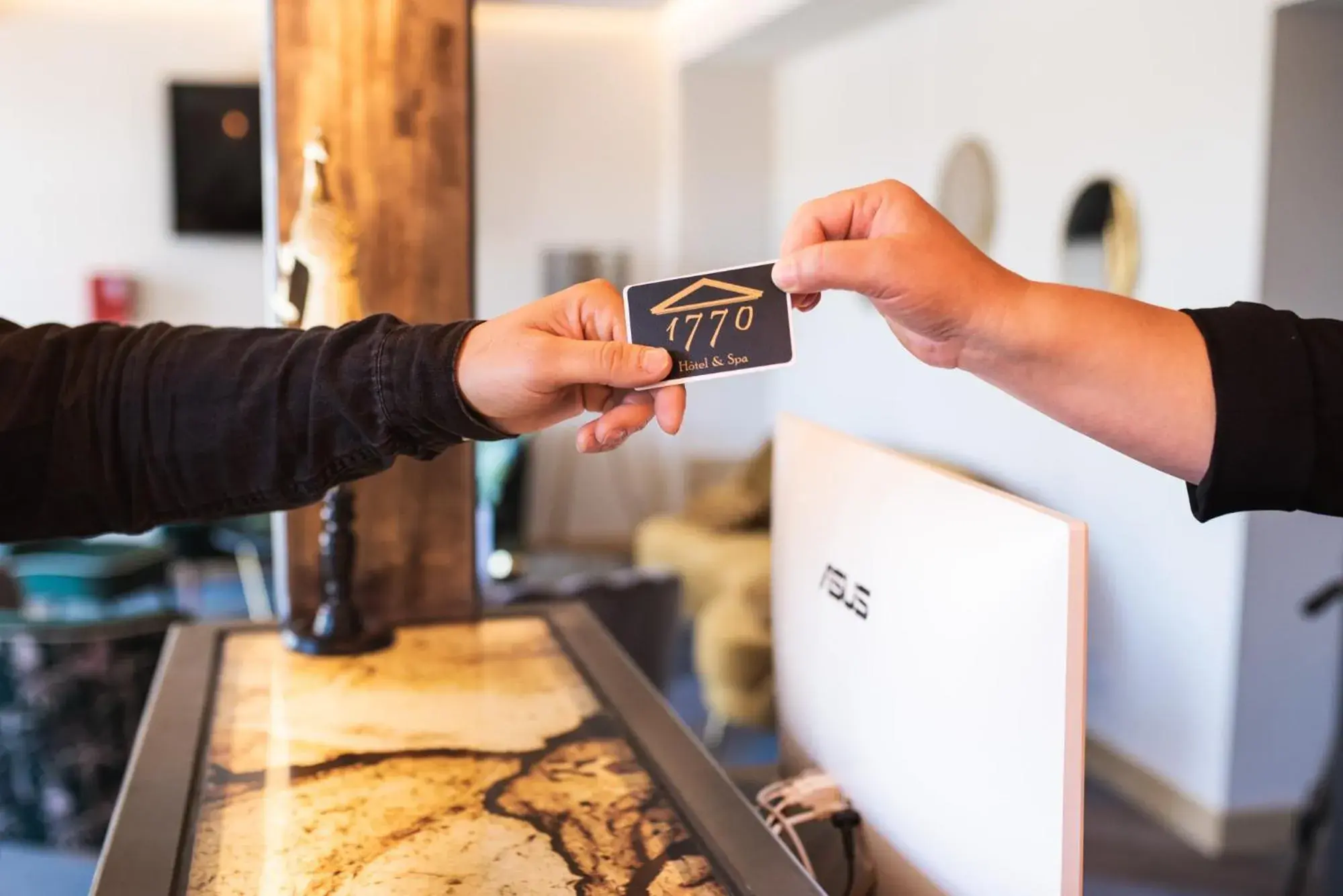 Lobby or reception in Hôtel 1770 & Spa Lobby or reception in Hôtel 1770 & Spa