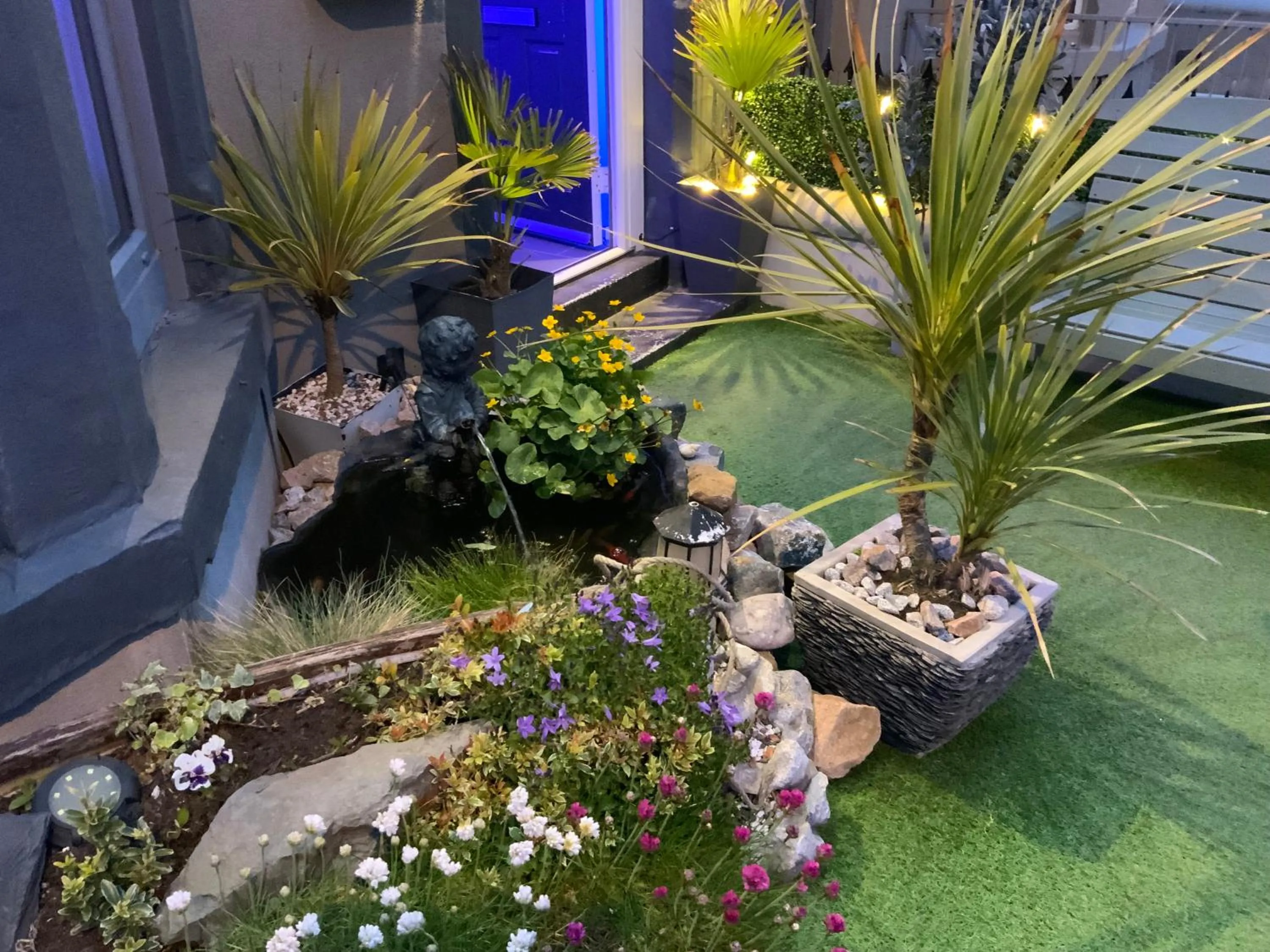 The Glenroy Guest House