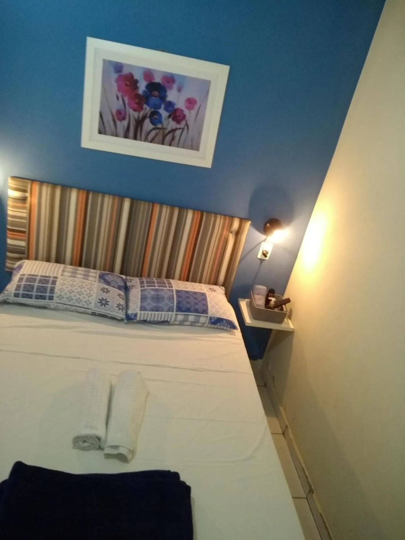 Photo of the whole room, Bed in Pousada Canto dos Passaros