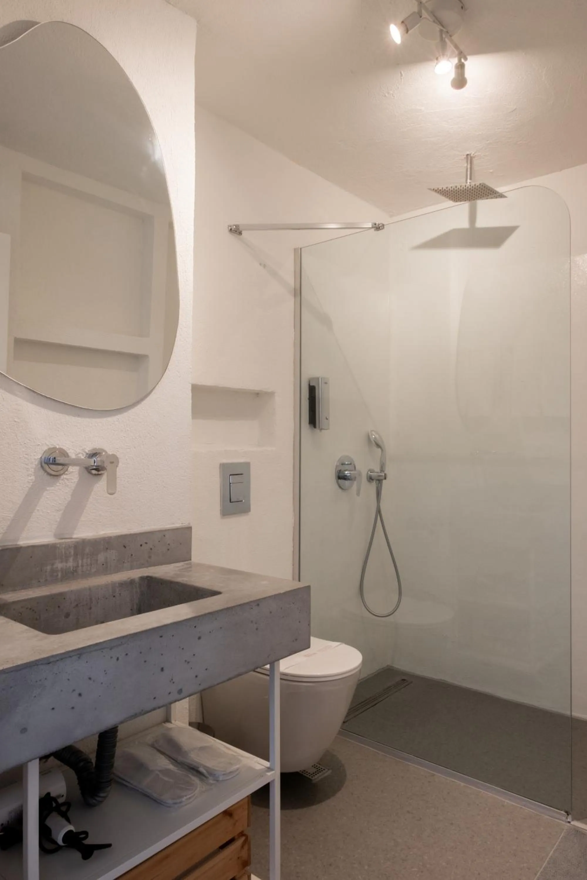 Bathroom in L'olive homes