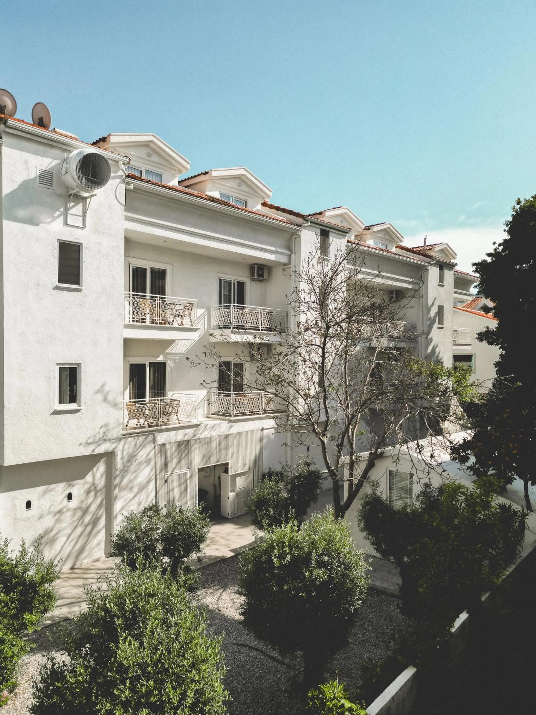 Property building in L'olive homes