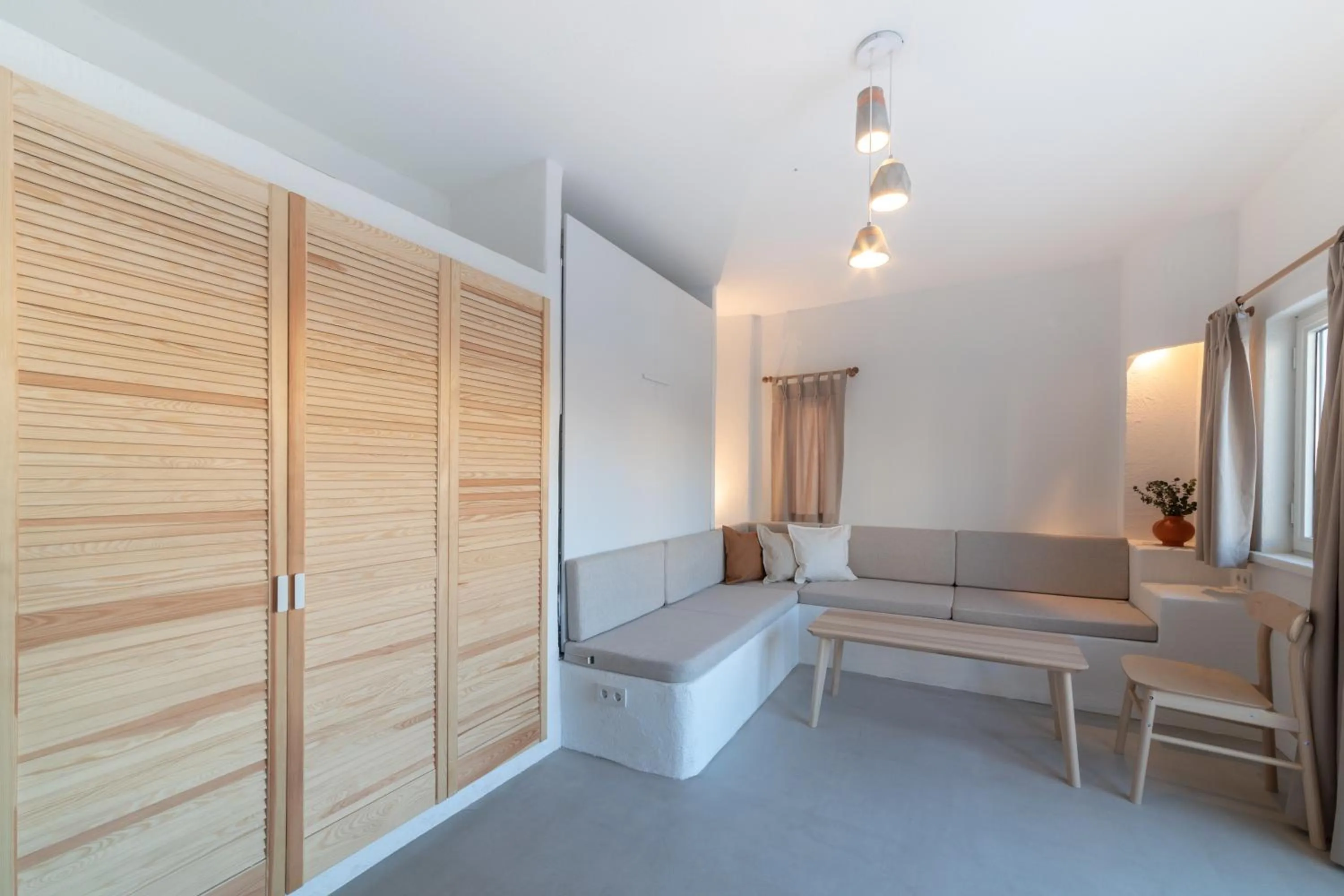 Seating area in L'olive homes