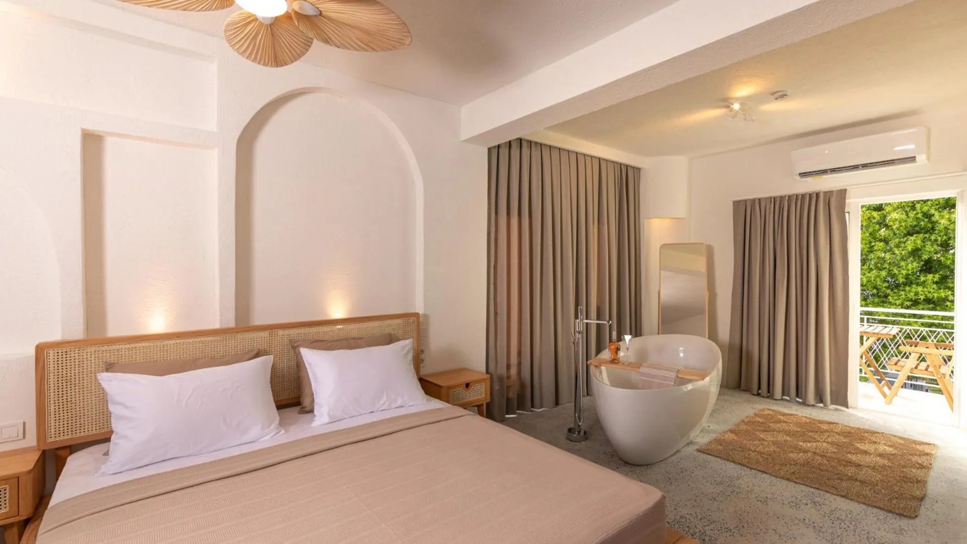 Photo of the whole room, Bed in L'olive homes