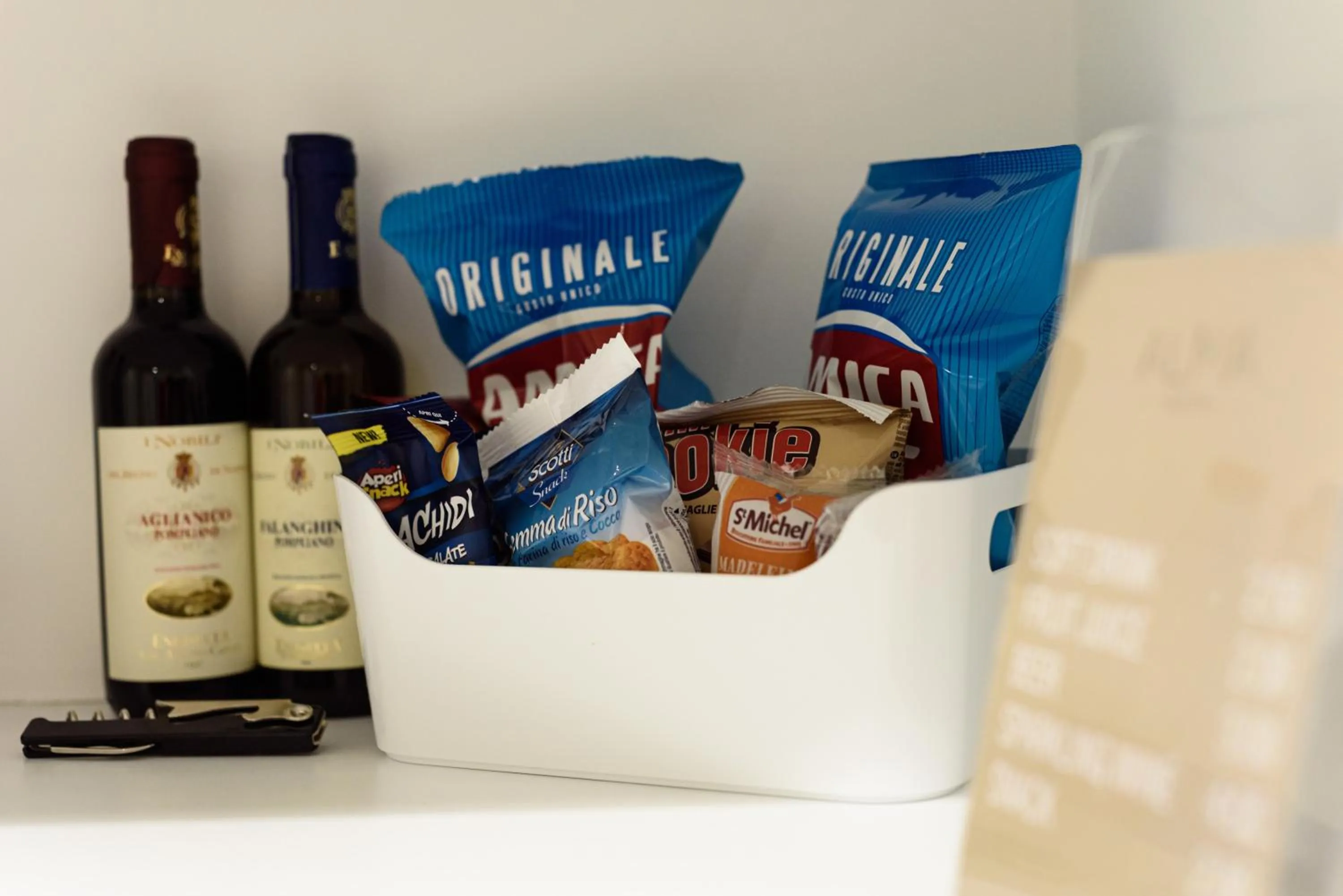 Food and drinks in CasAlice B&B Napoli