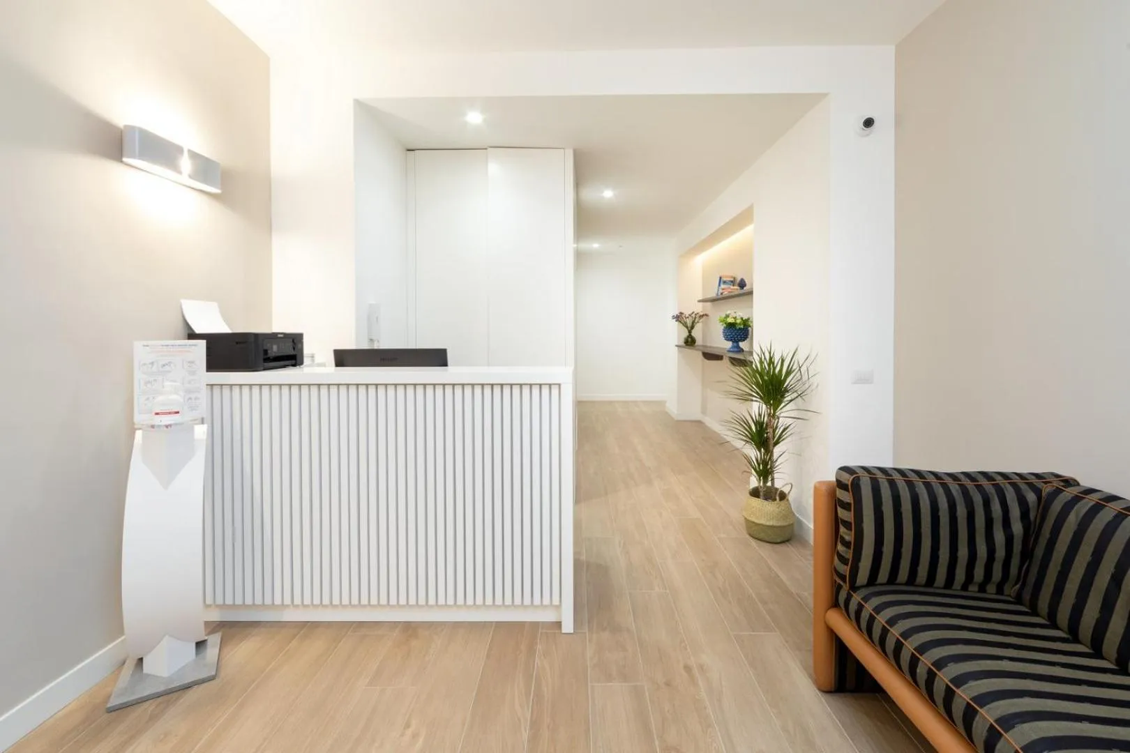 Facade/entrance, Lobby/Reception in CasAlice B&B Napoli