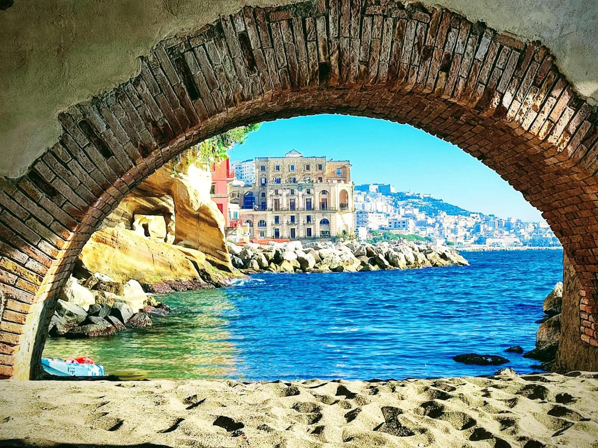 Nearby landmark in CasAlice B&B Napoli