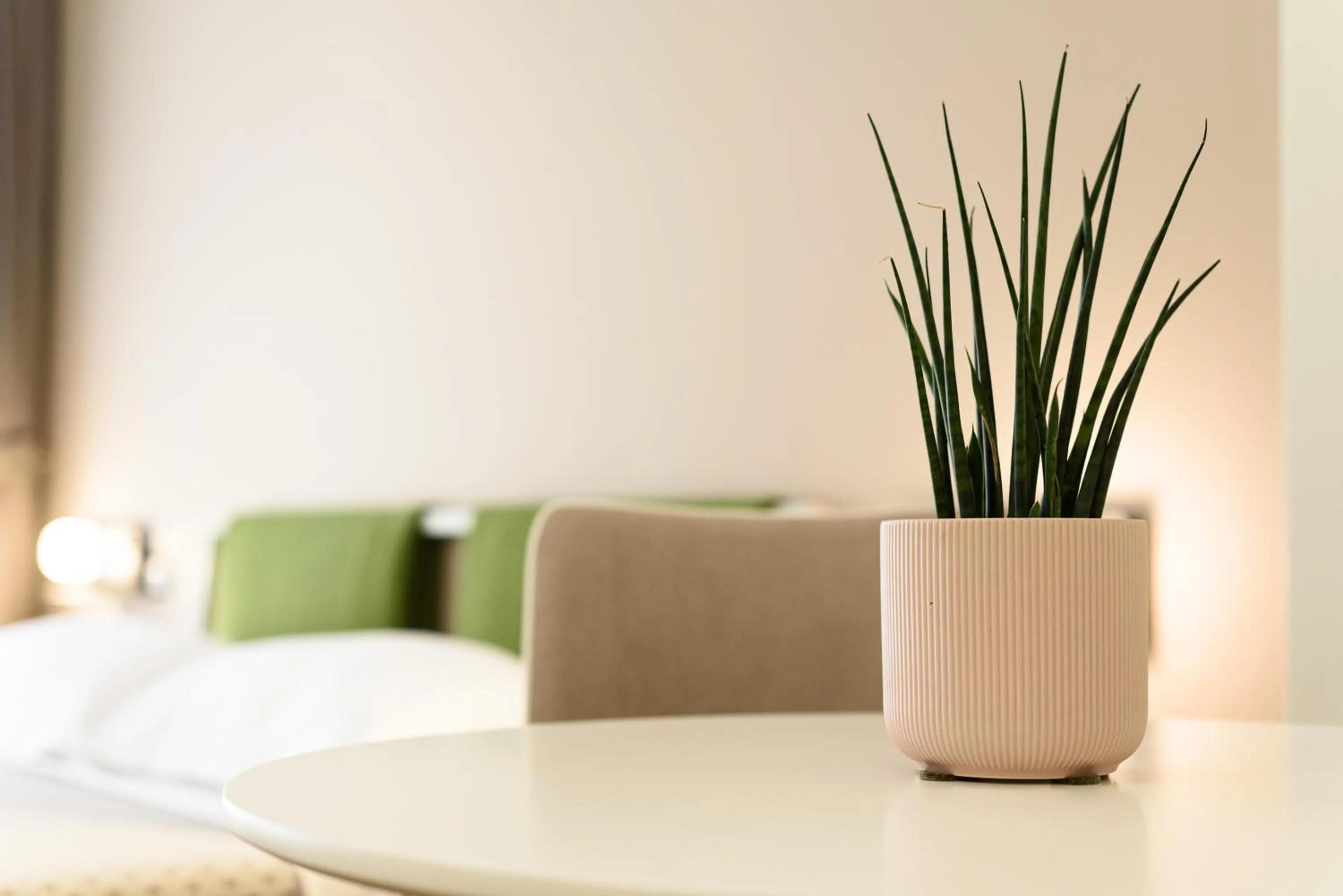 Decorative detail in CasAlice B&B Napoli