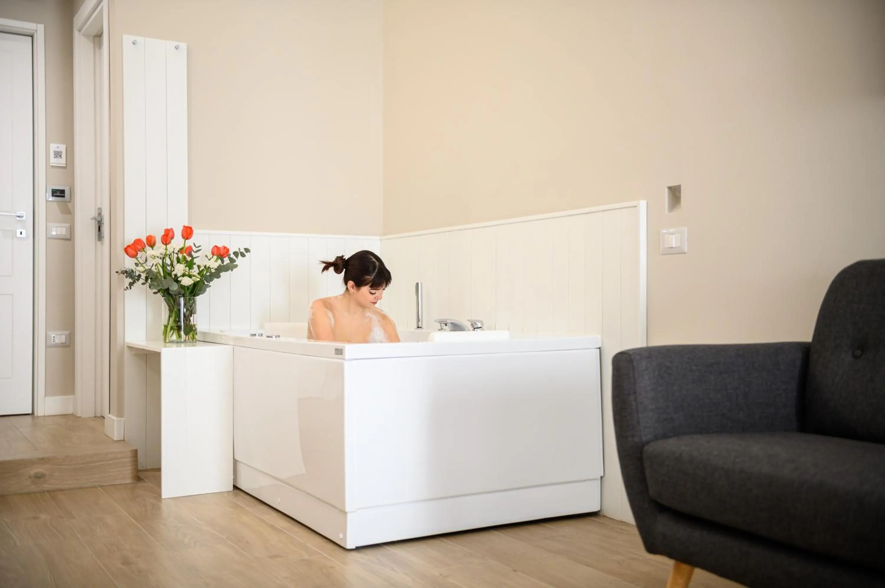 People in CasAlice B&B Napoli