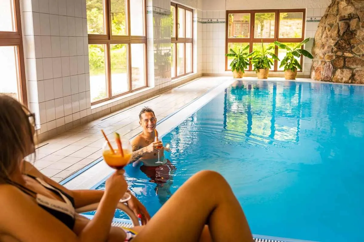 Berghotel Friedrichshöhe - Sauna, Pool & Natur