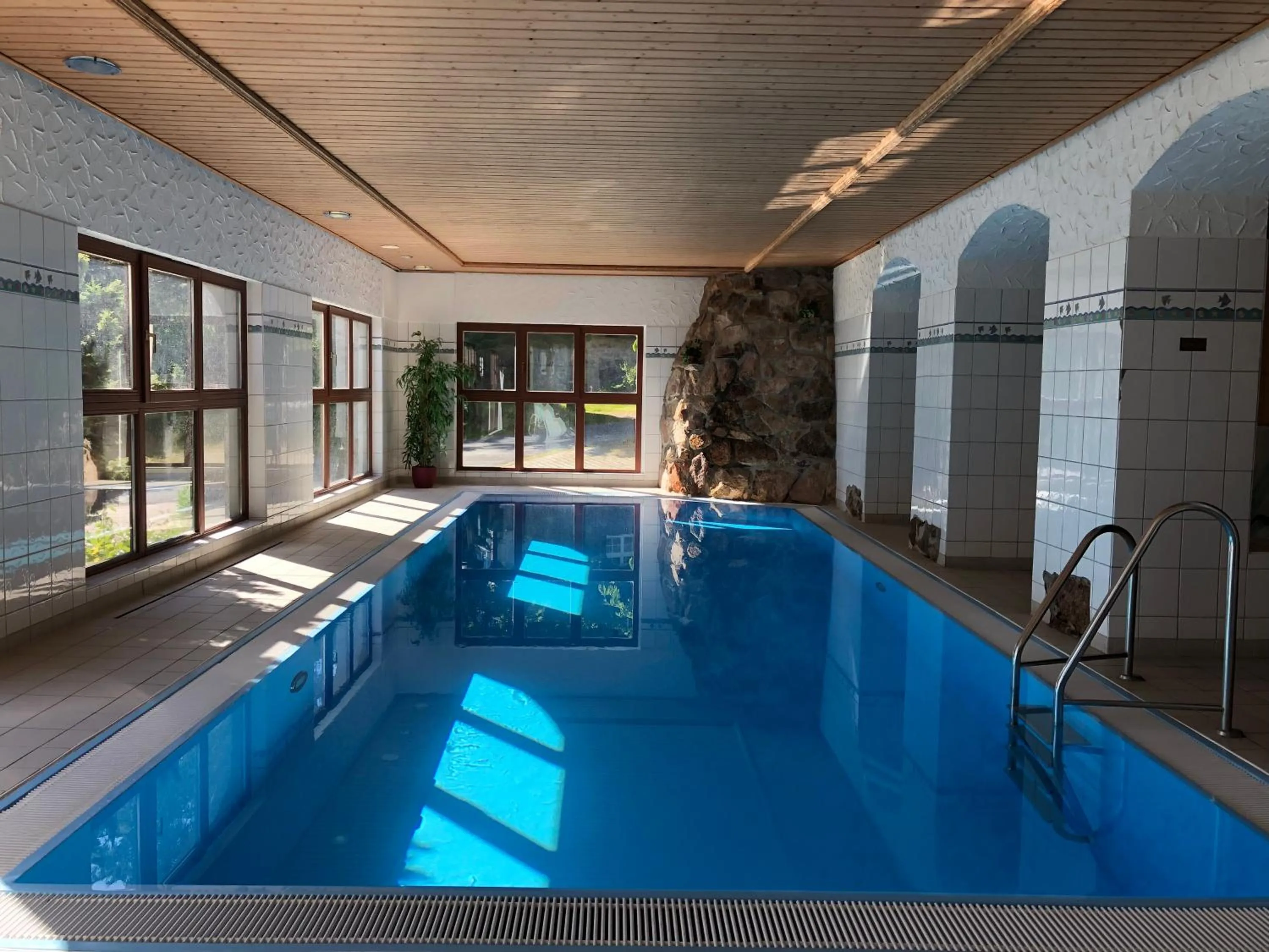 Berghotel Friedrichshöhe - Sauna, Pool & Natur