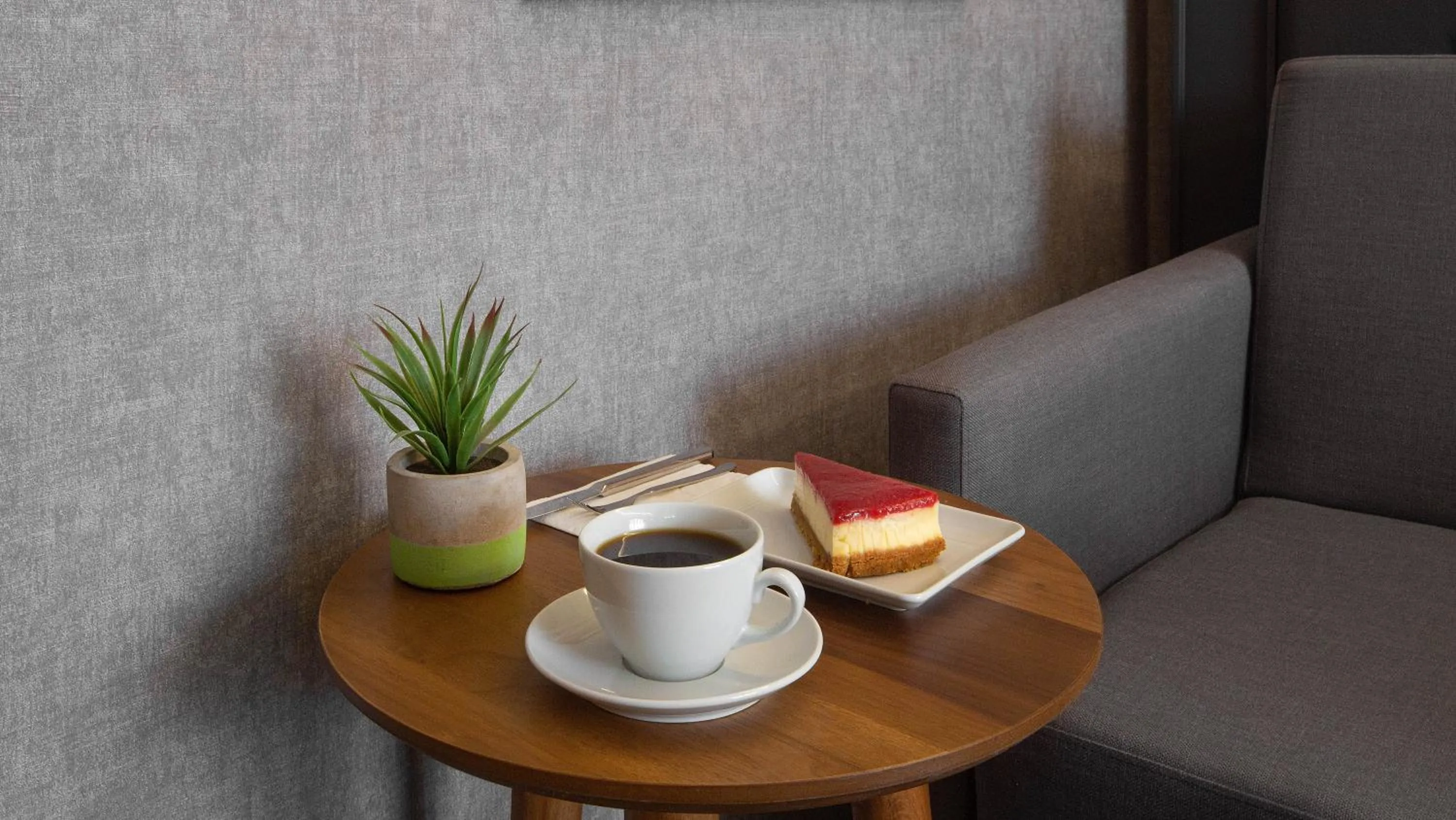 Coffee/tea facilities in No12 Hotel Sultanahmet