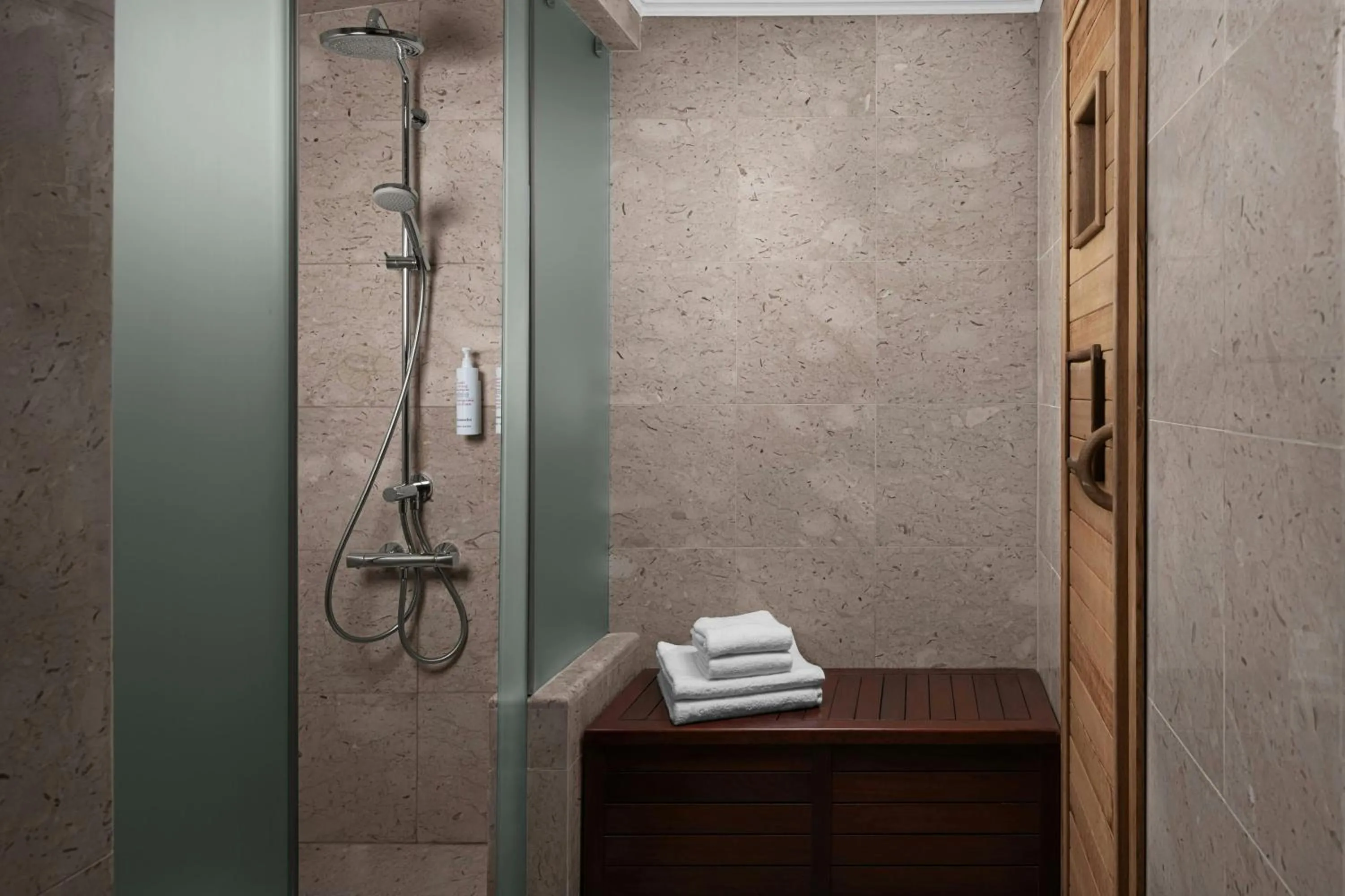 Bedroom in Dead Sea Marriott Resort & Spa