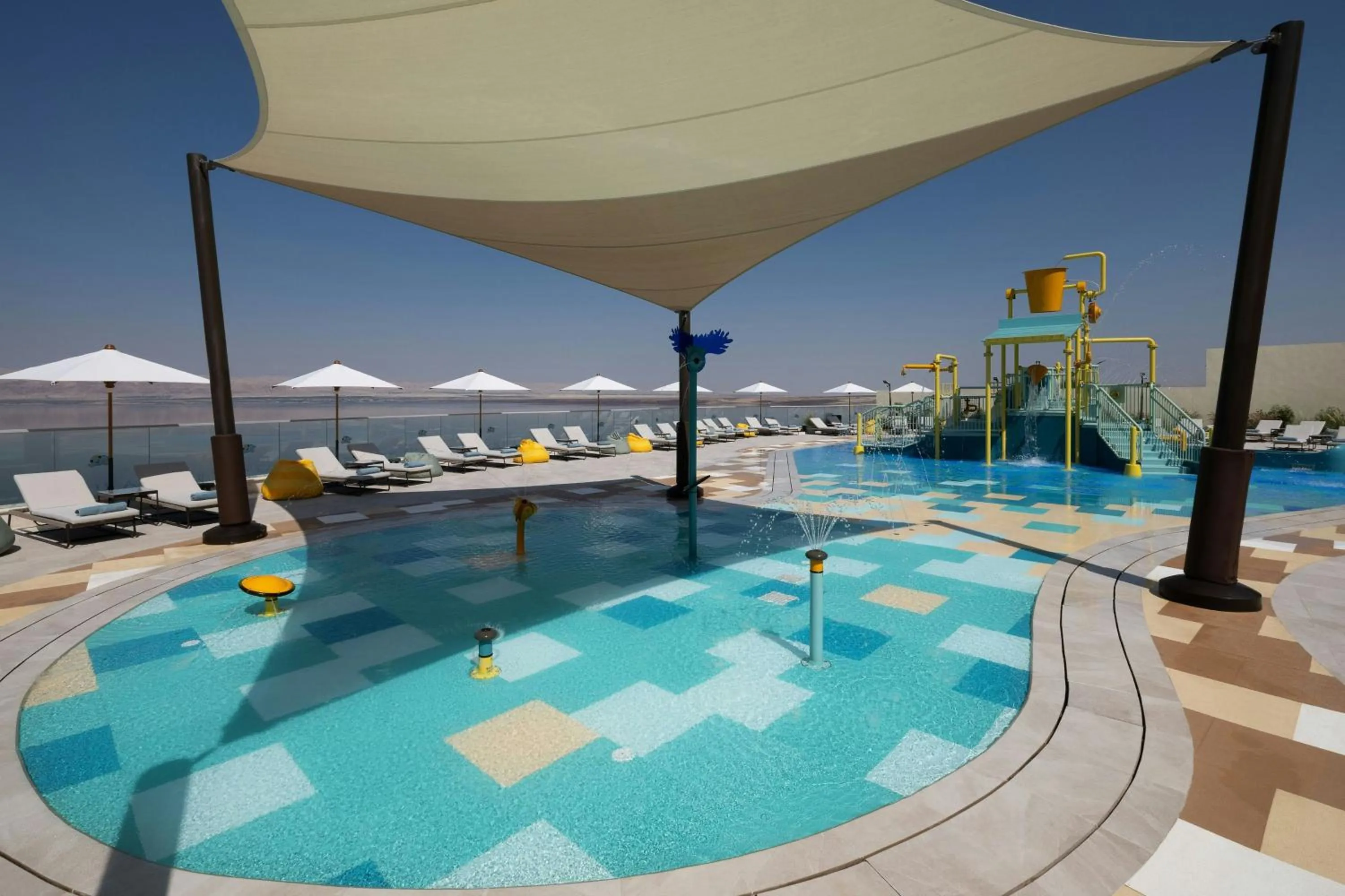 Swimming pool in Dead Sea Marriott Resort & Spa