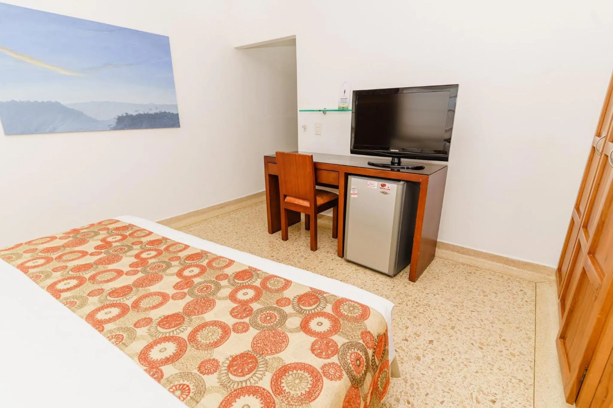 TV and multimedia, Bed in HOTEL OSCAR Tradición