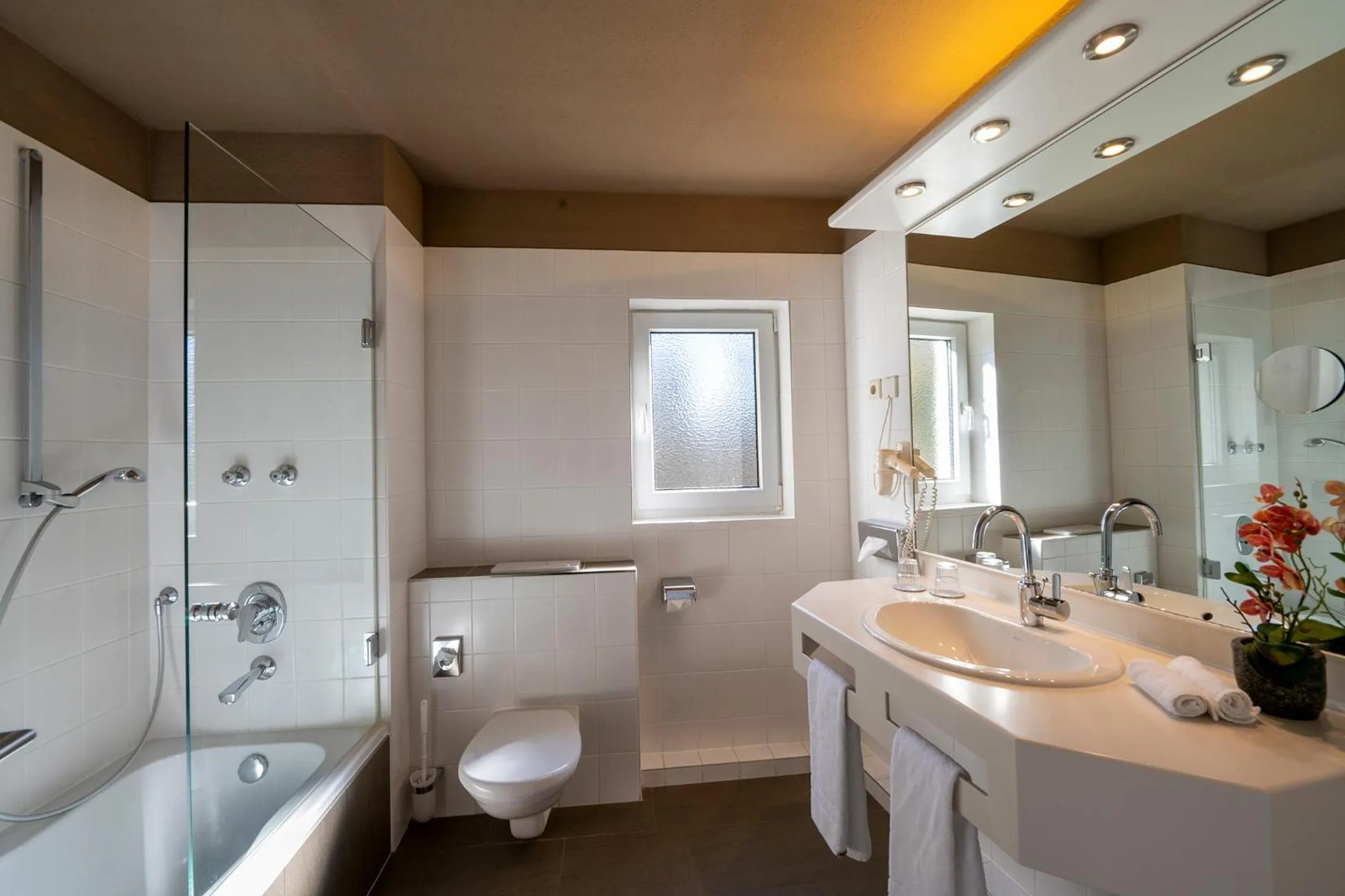 Bathroom in Parkhotel Berghölzchen